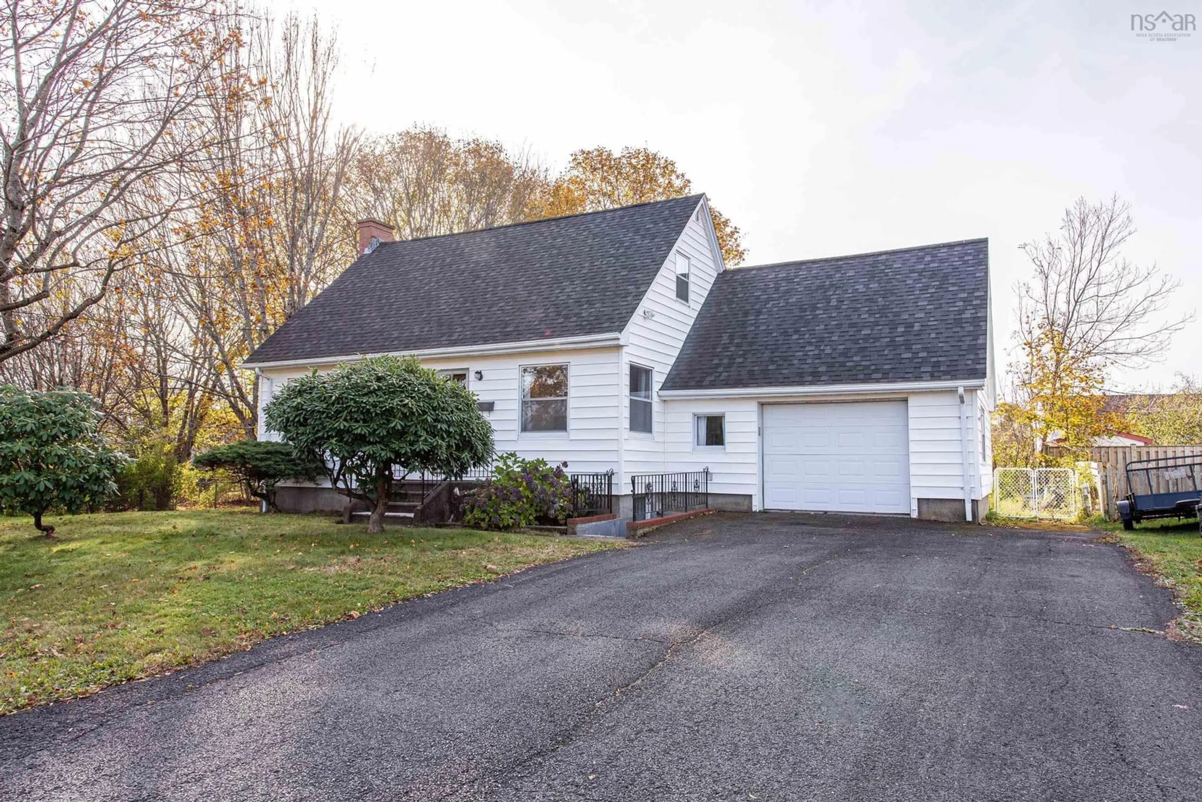 Home with vinyl exterior material, street for 18 Margaree Pky, Dartmouth Nova Scotia B2W 1P9