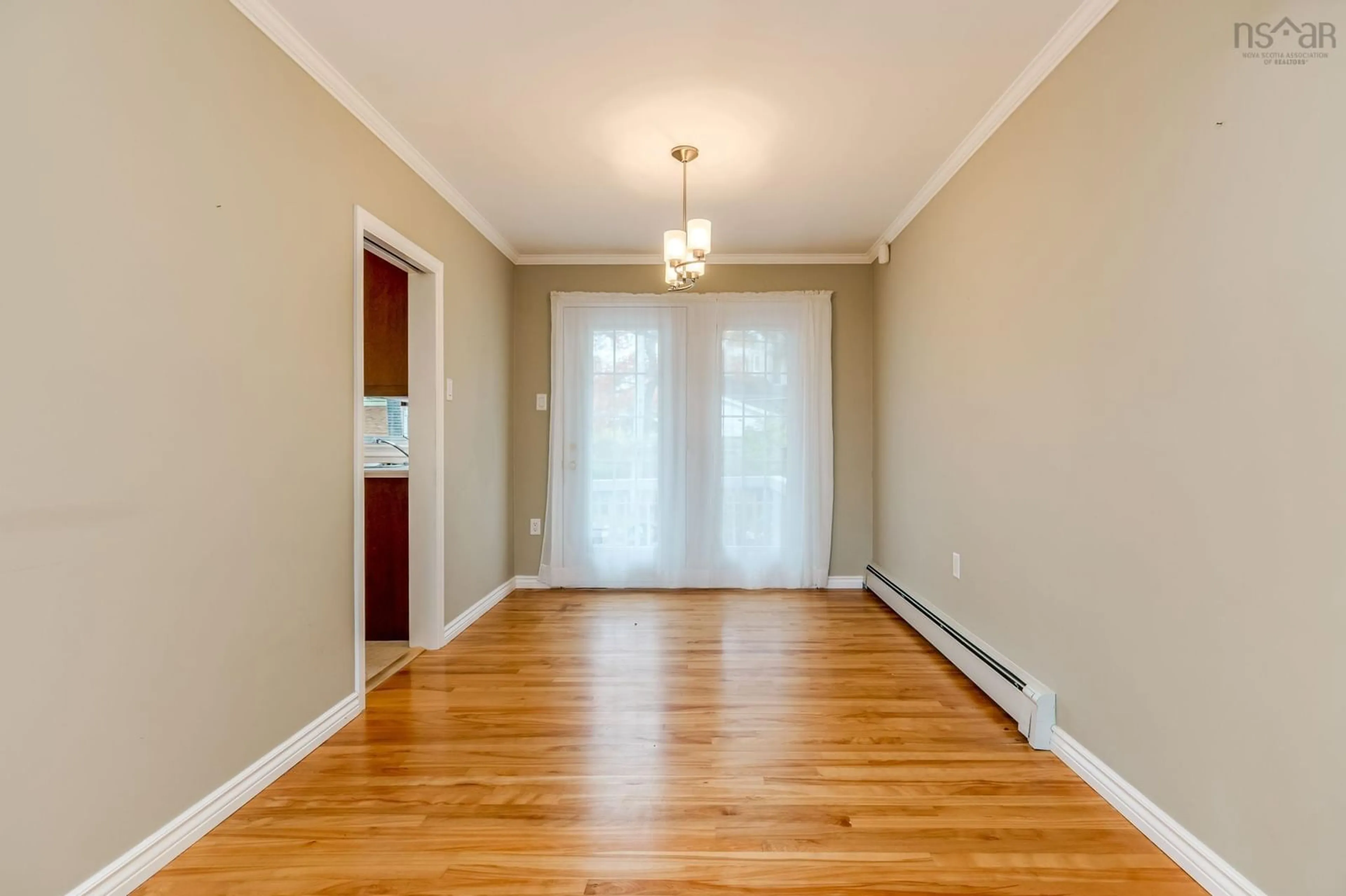 Indoor entryway for 51 Woodward Crescent, Halifax Nova Scotia B3M 1J6