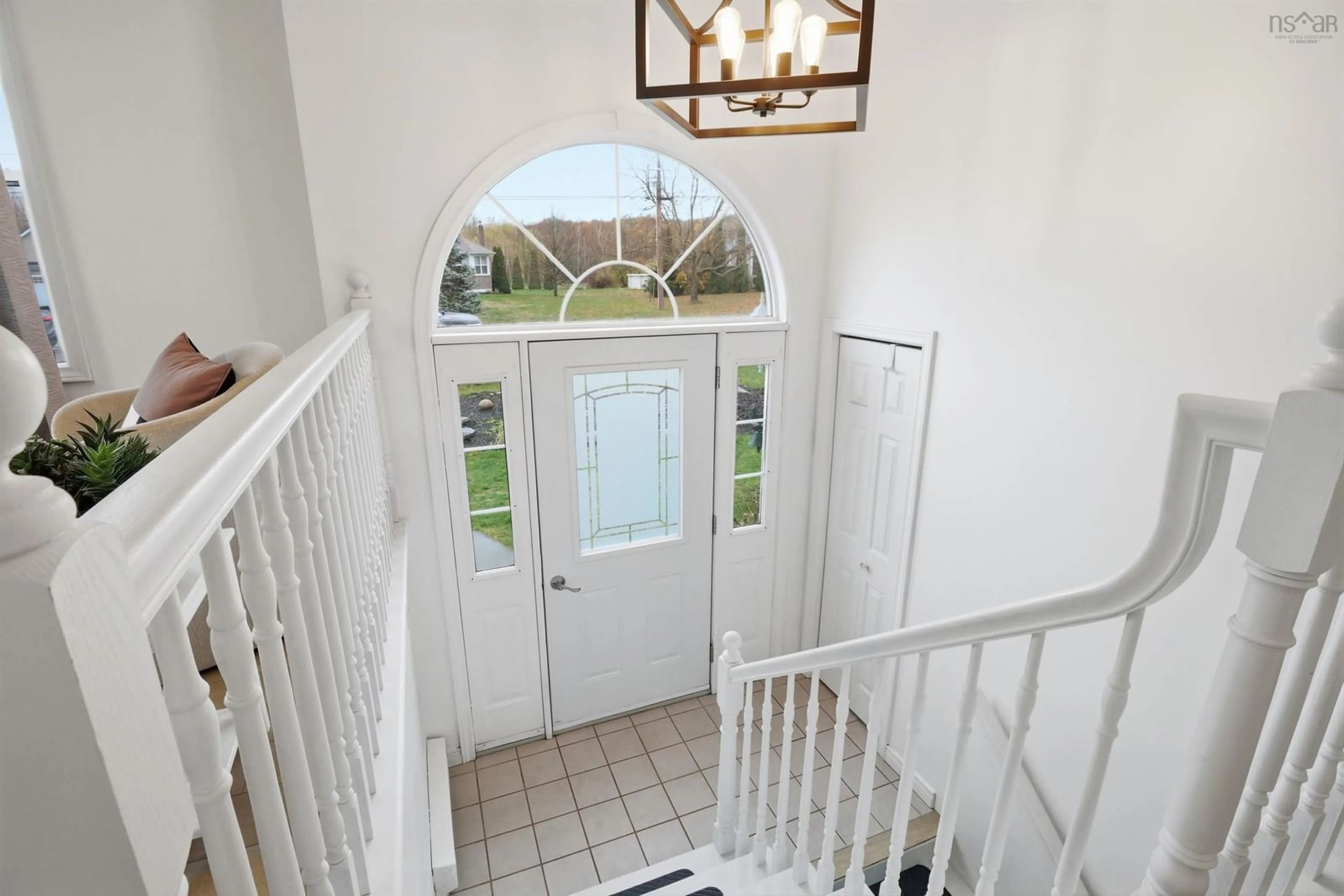 Indoor entryway for 1030 Club Cres, New Minas Nova Scotia B4N 4Z5