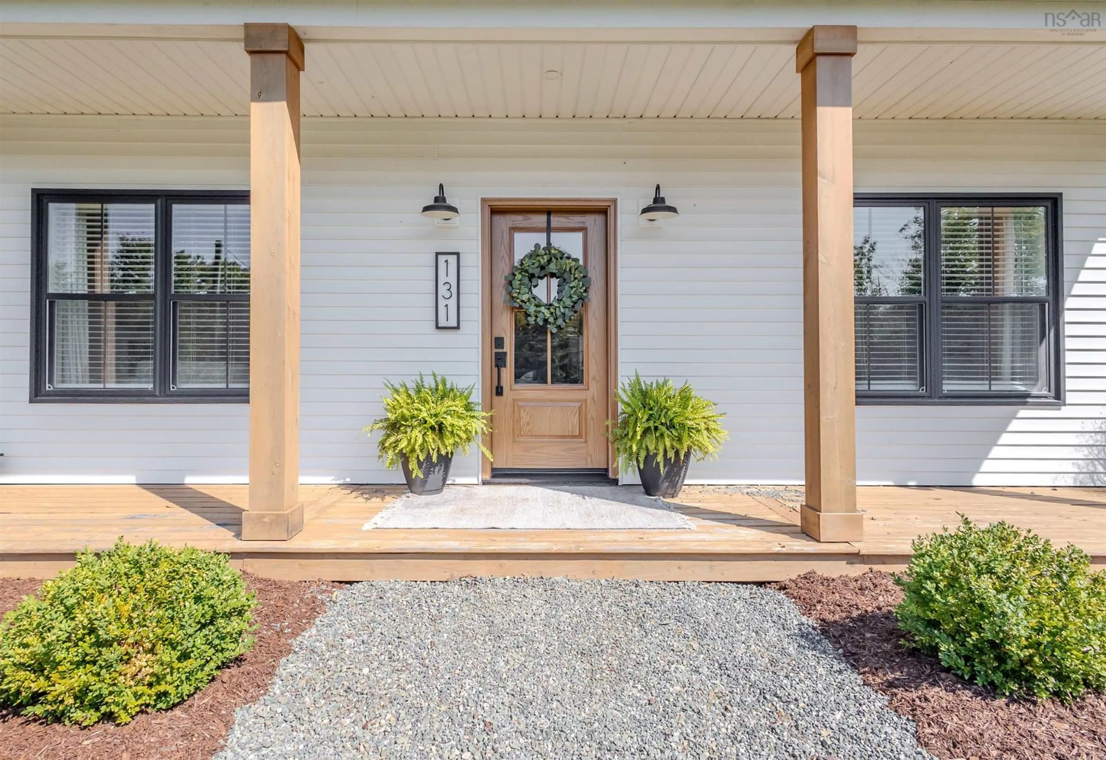 Indoor entryway for 131 Marbern St, Howie Centre Nova Scotia B1L 1H1