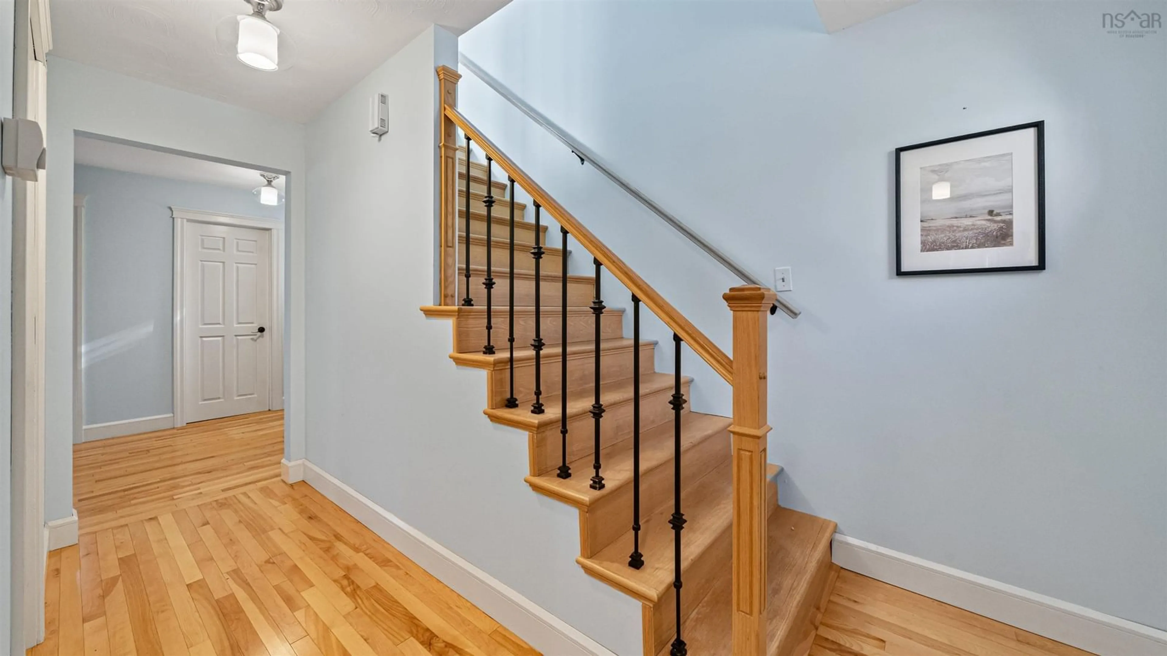 Stairs for 25 Dorothea Dr, Dartmouth Nova Scotia B2W 5X1