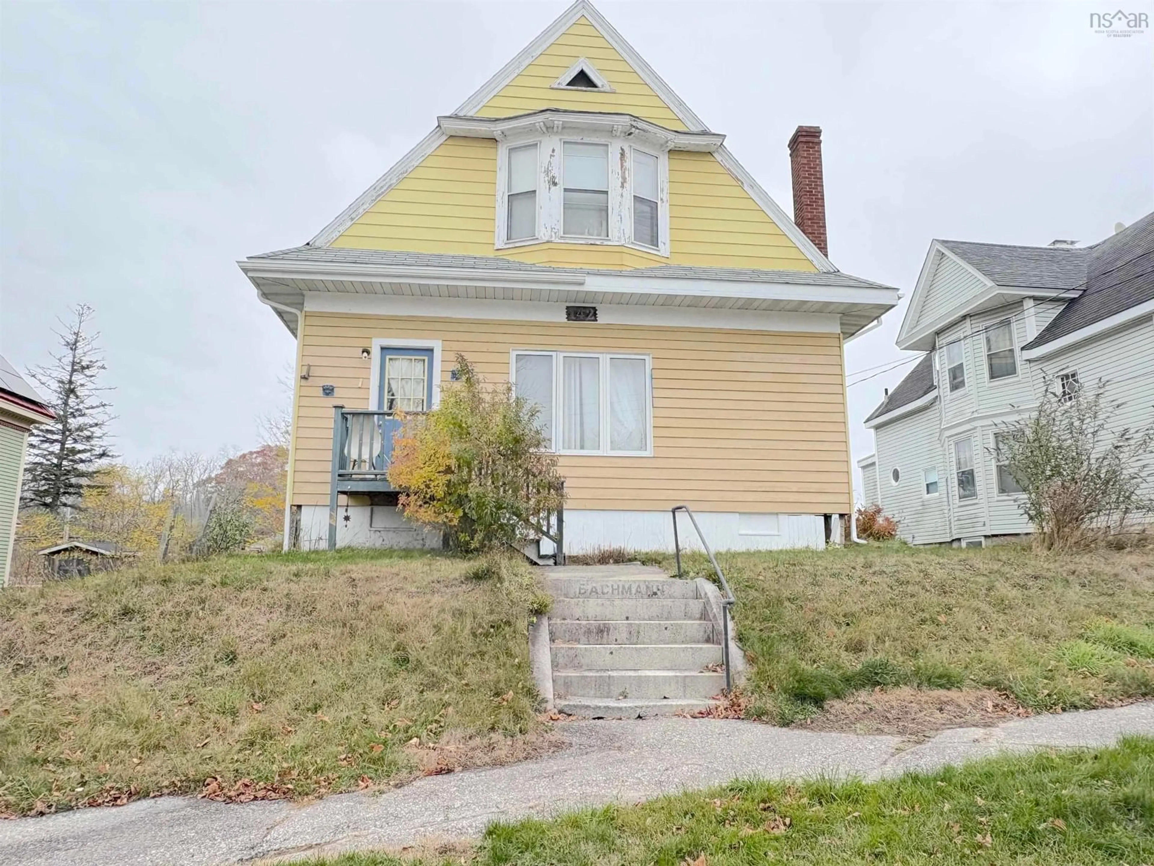 Unknown for 142 Mowatt St, Shelburne Nova Scotia B0T 1W0