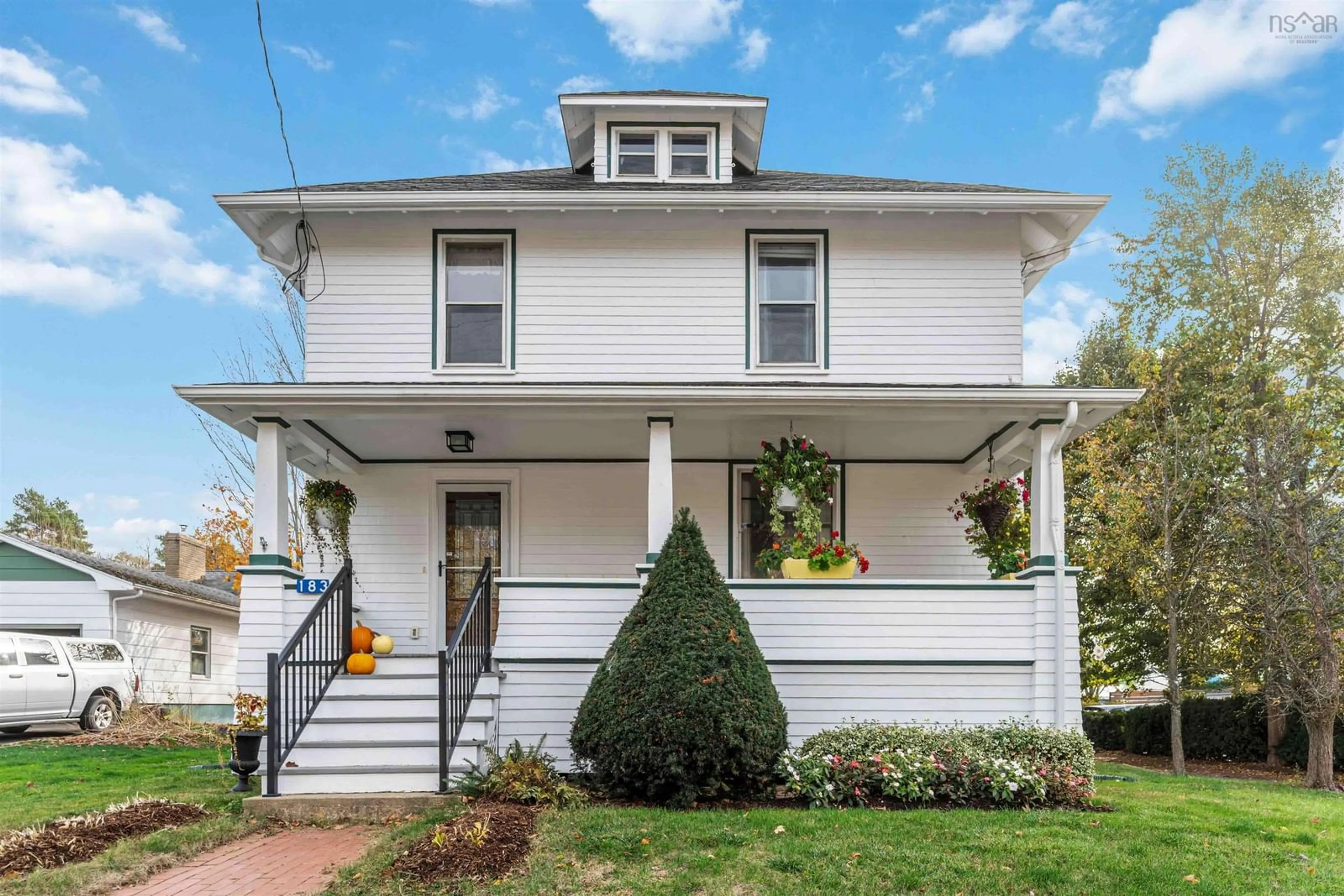 Home with vinyl exterior material, street for 183 Cottage St, Berwick Nova Scotia B0P 1E0