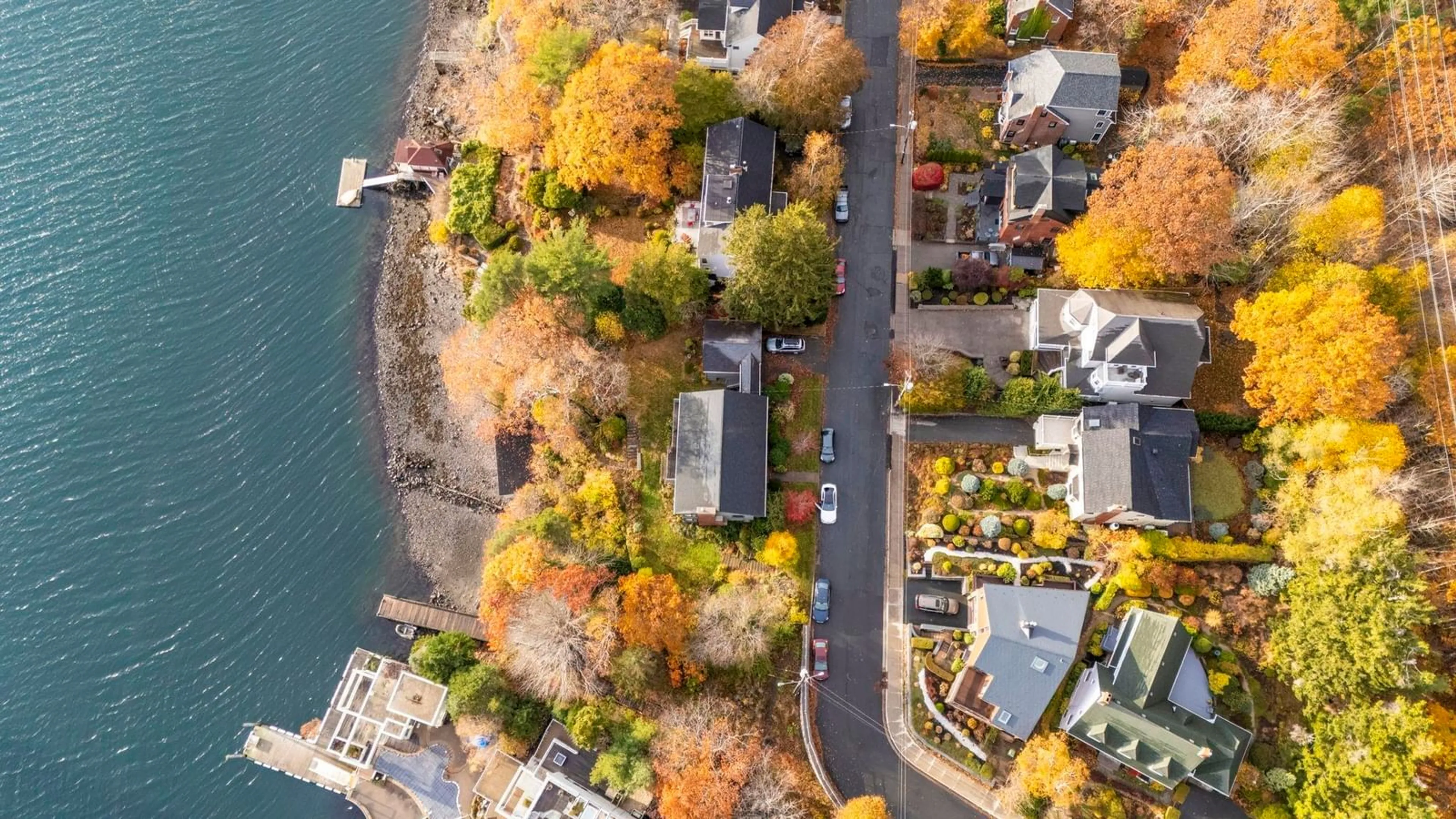 A pic from outside/outdoor area/front of a property/back of a property/a pic from drone, water/lake/river/ocean view for 1111 Rockcliffe St, Halifax Nova Scotia B3H 3Y7