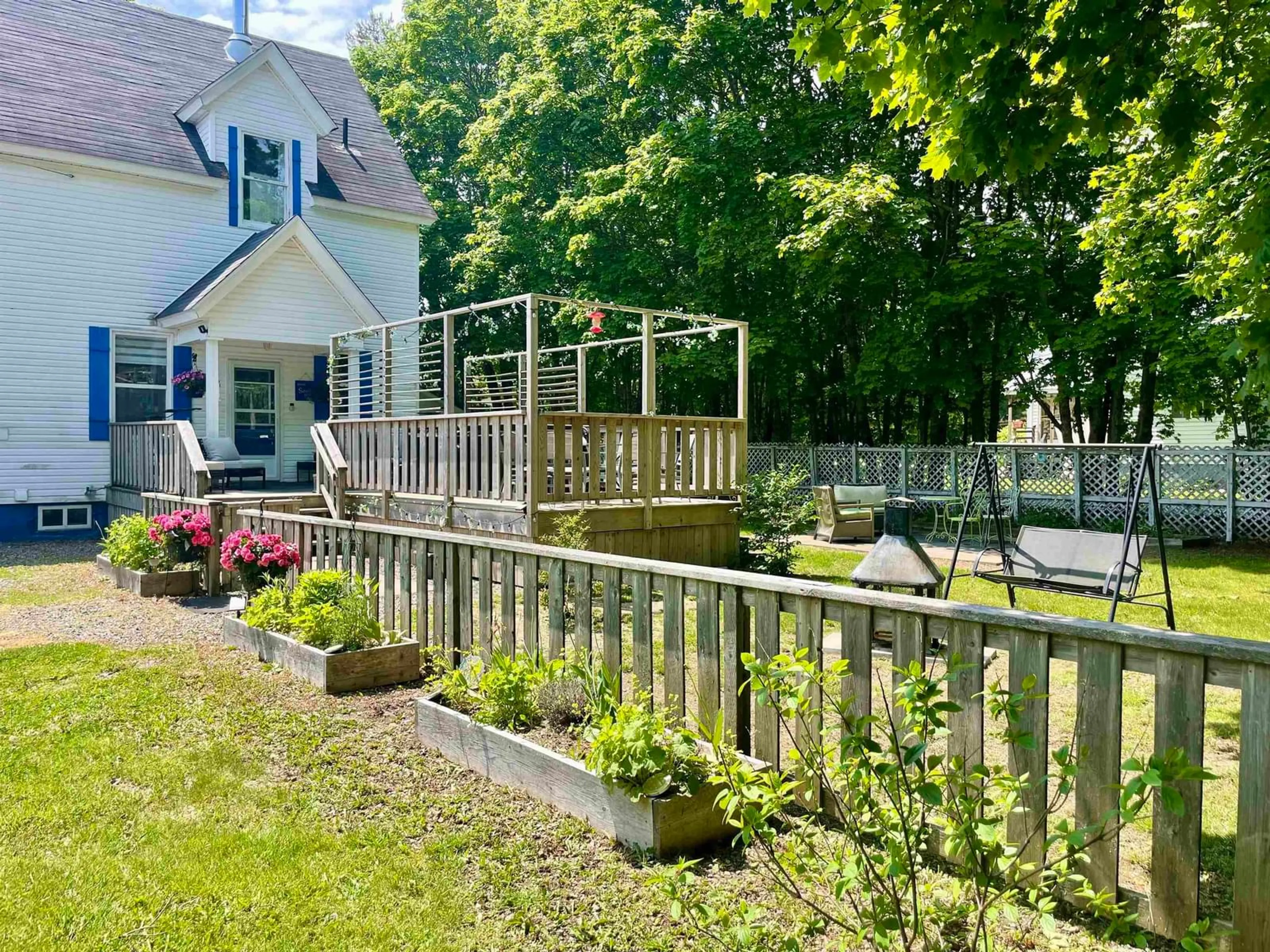 Patio, water/lake/river/ocean view for 33 Pleasant St, Parrsboro Nova Scotia B0M 1S0