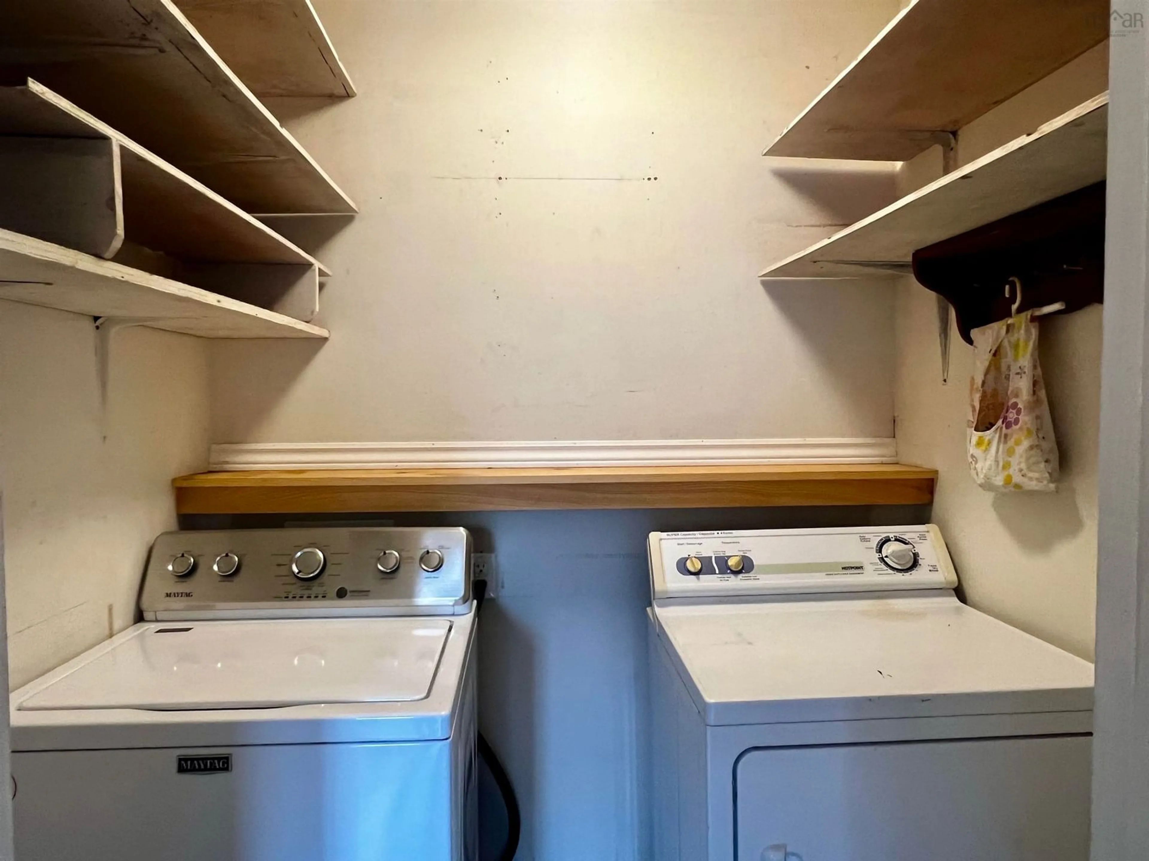 Laundry room for 1948 Dufferin St, Westville Nova Scotia B0K 2A0