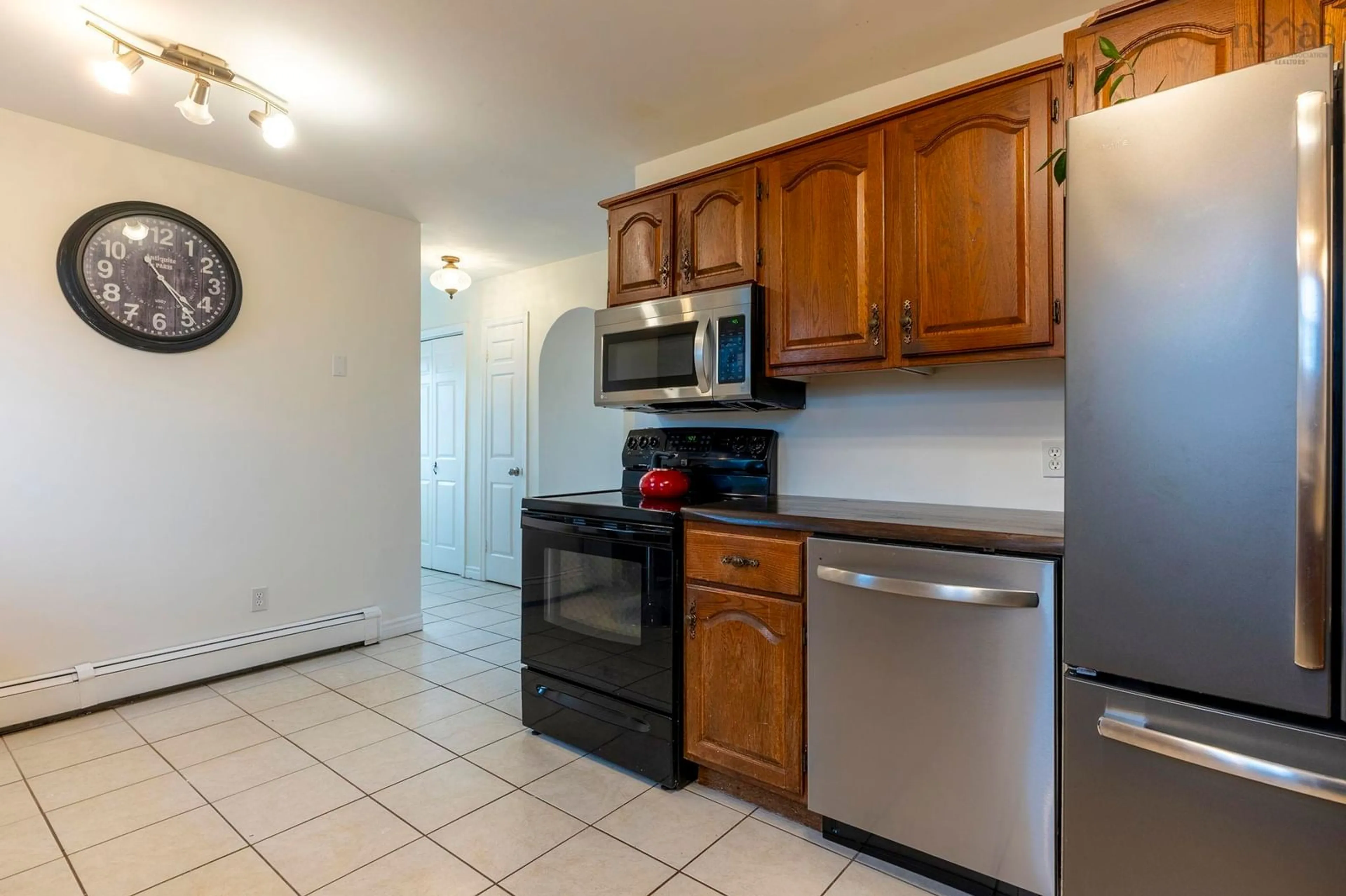 Standard kitchen, ceramic/tile floor for 22 Carisbrooke Lane, Cole Harbour Nova Scotia B2V 1R2