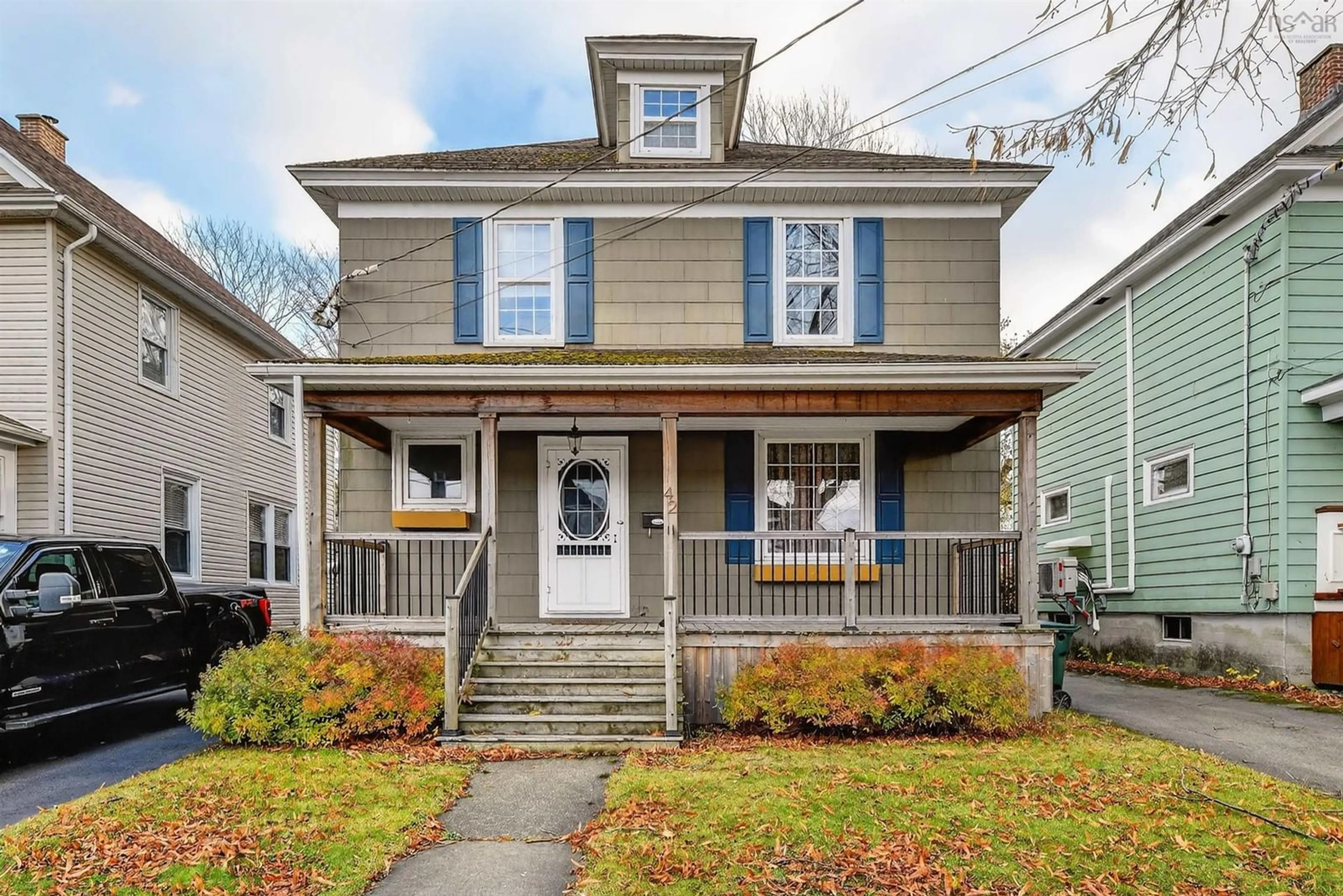 Home with vinyl exterior material, street for 42 Lorway, Sydney Nova Scotia B1P 4Z2