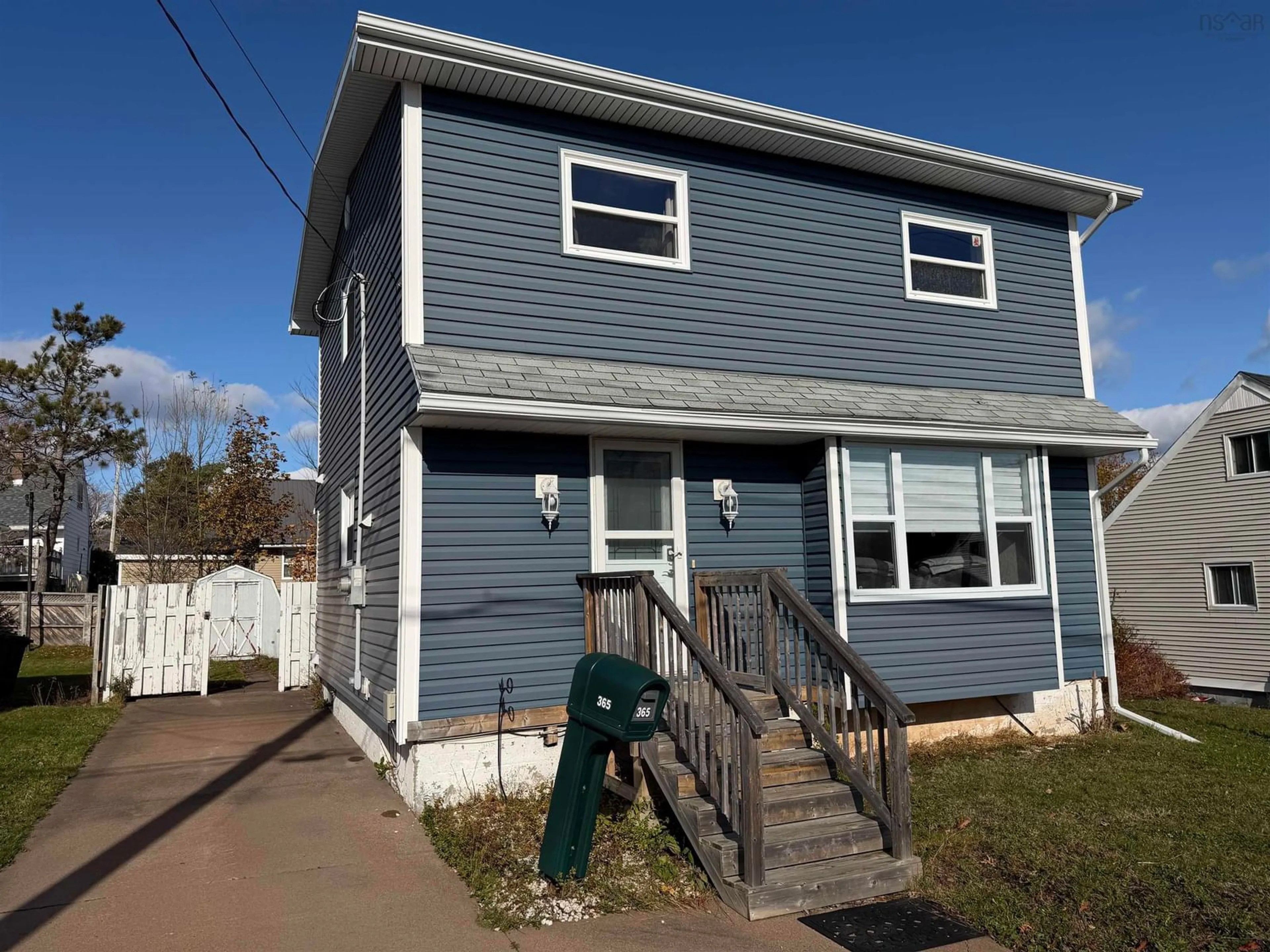 Home with vinyl exterior material, street for 365 Bennett St, New Glasgow Nova Scotia B2H 1X3