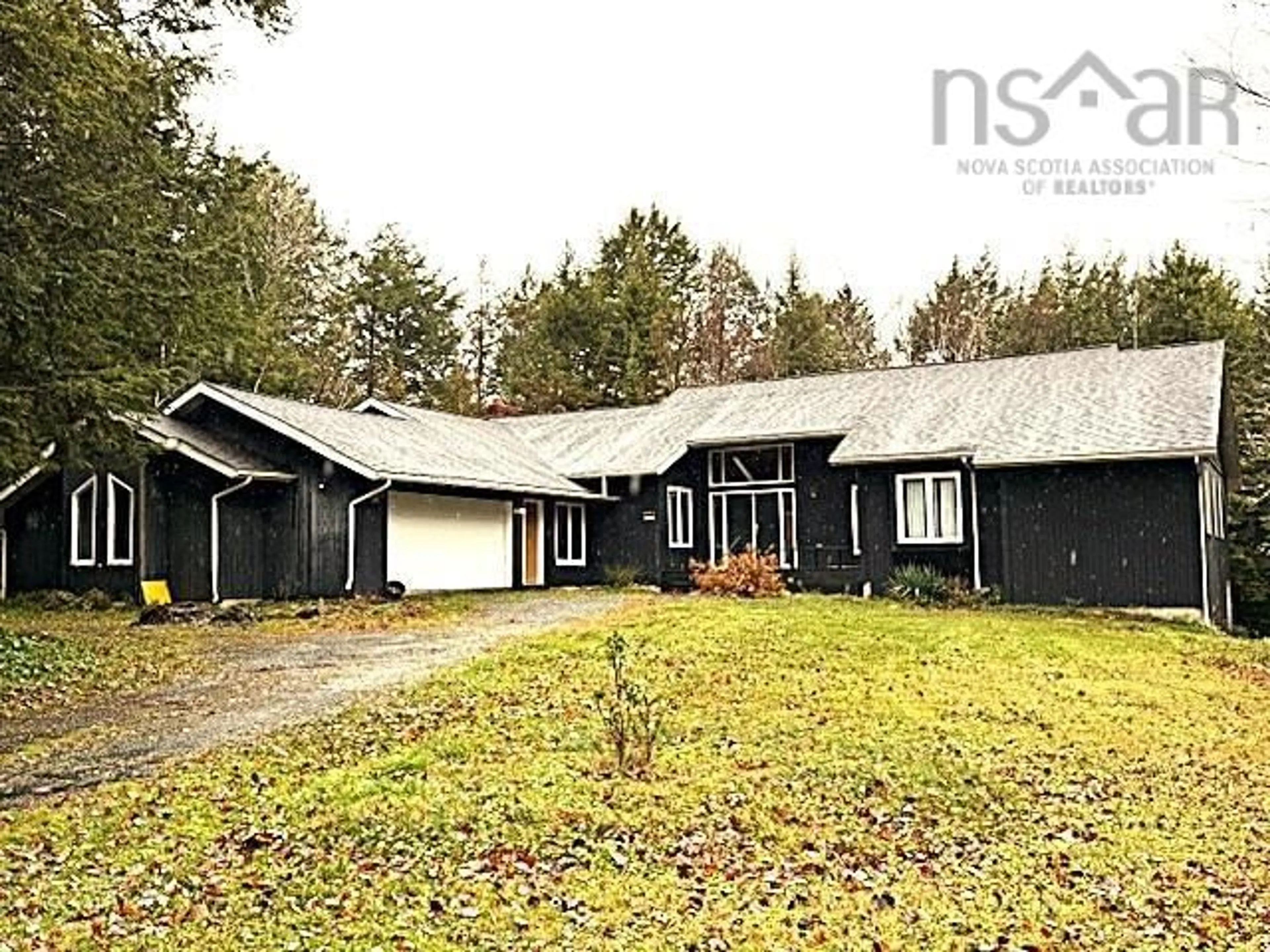 A pic from outside/outdoor area/front of a property/back of a property/a pic from drone, street for 60 Lakeridge Dr, Beaver Bank Nova Scotia B4G 1C9