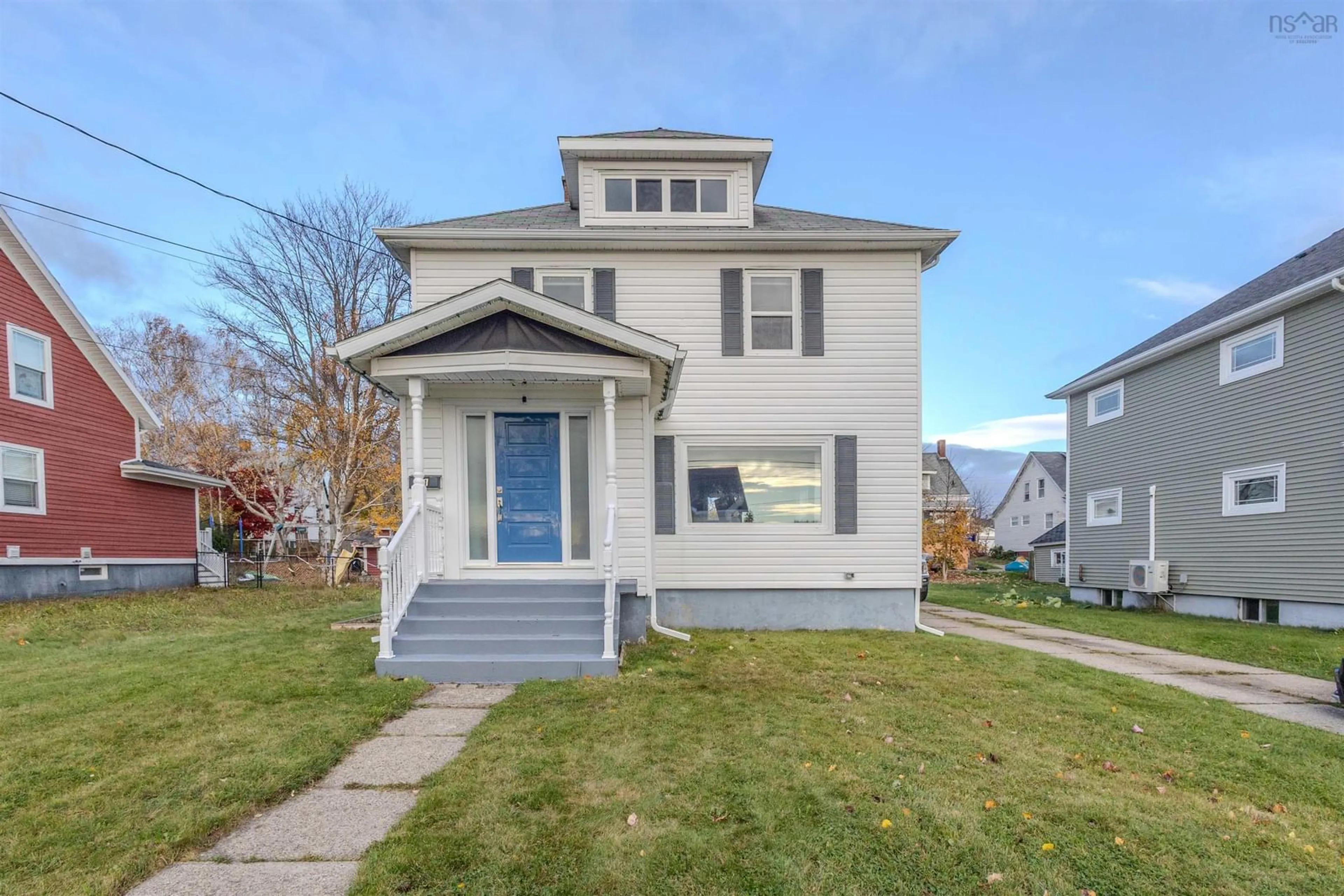 Home with vinyl exterior material, street for 51 Catherine St, Glace Bay Nova Scotia B1A 2J8