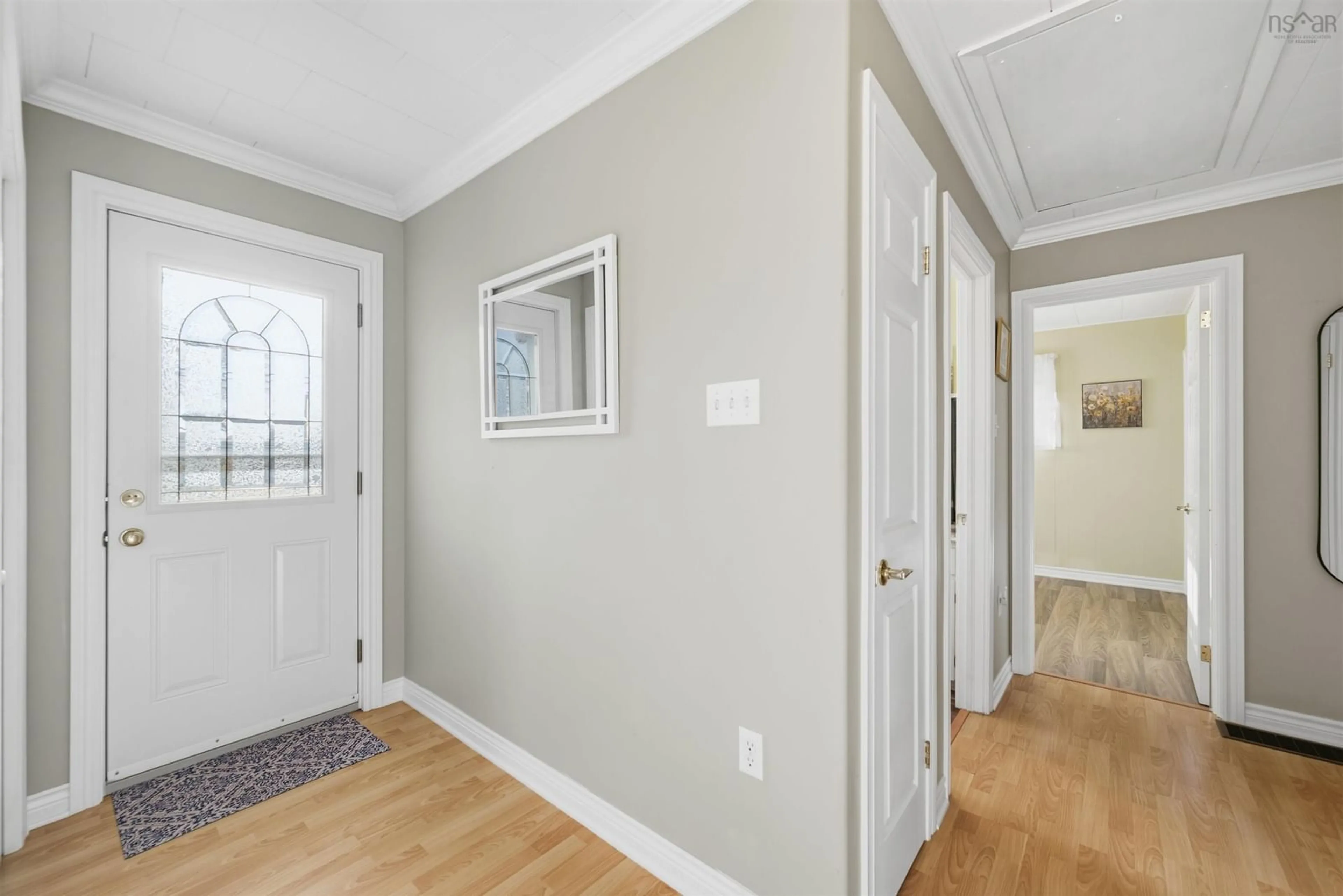 Indoor entryway for 3 Pemberton Ave, Garlands Crossing Nova Scotia B0N 2T0