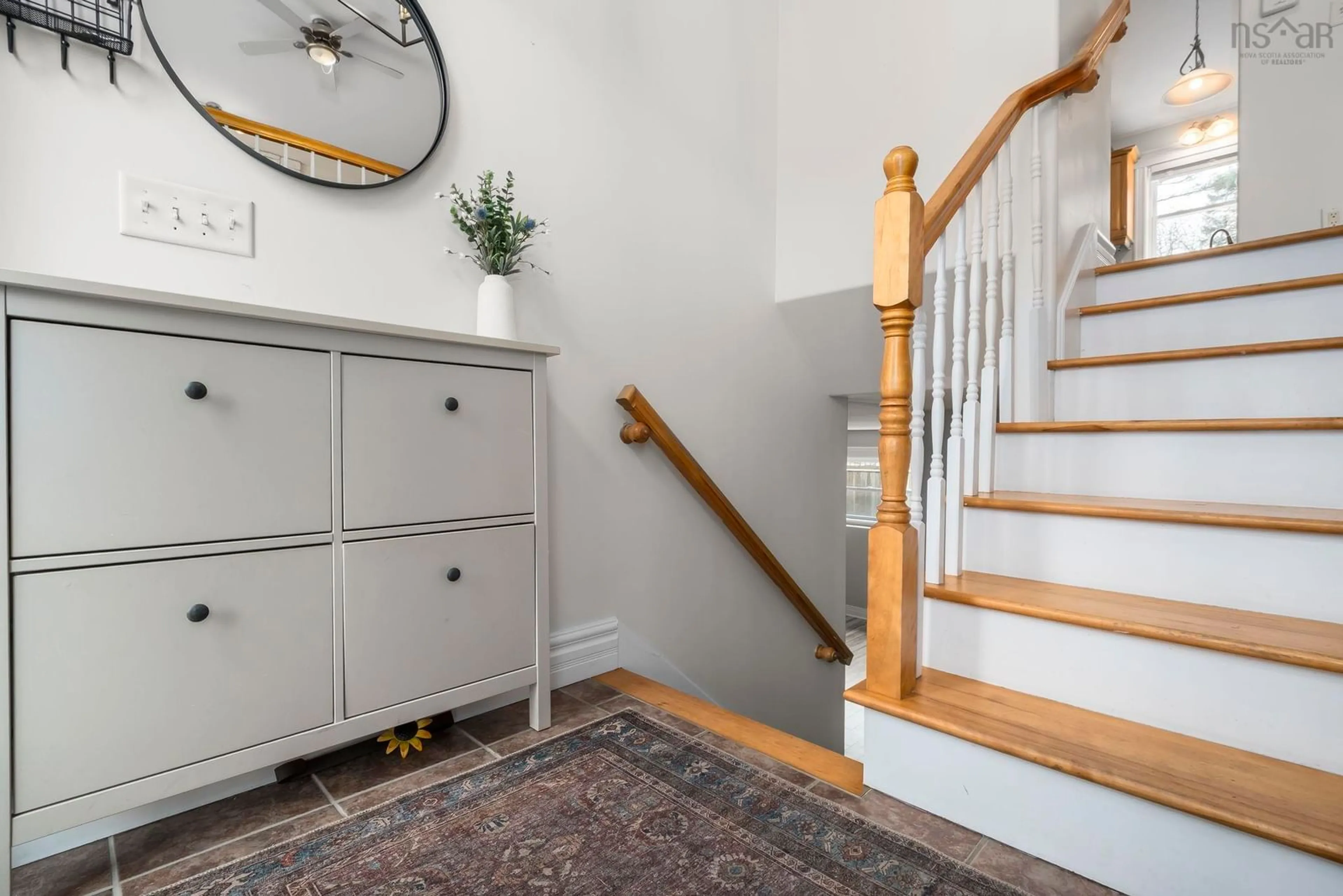 Indoor entryway for 30 Mohawk St, Hammonds Plains Nova Scotia B4B 1M7