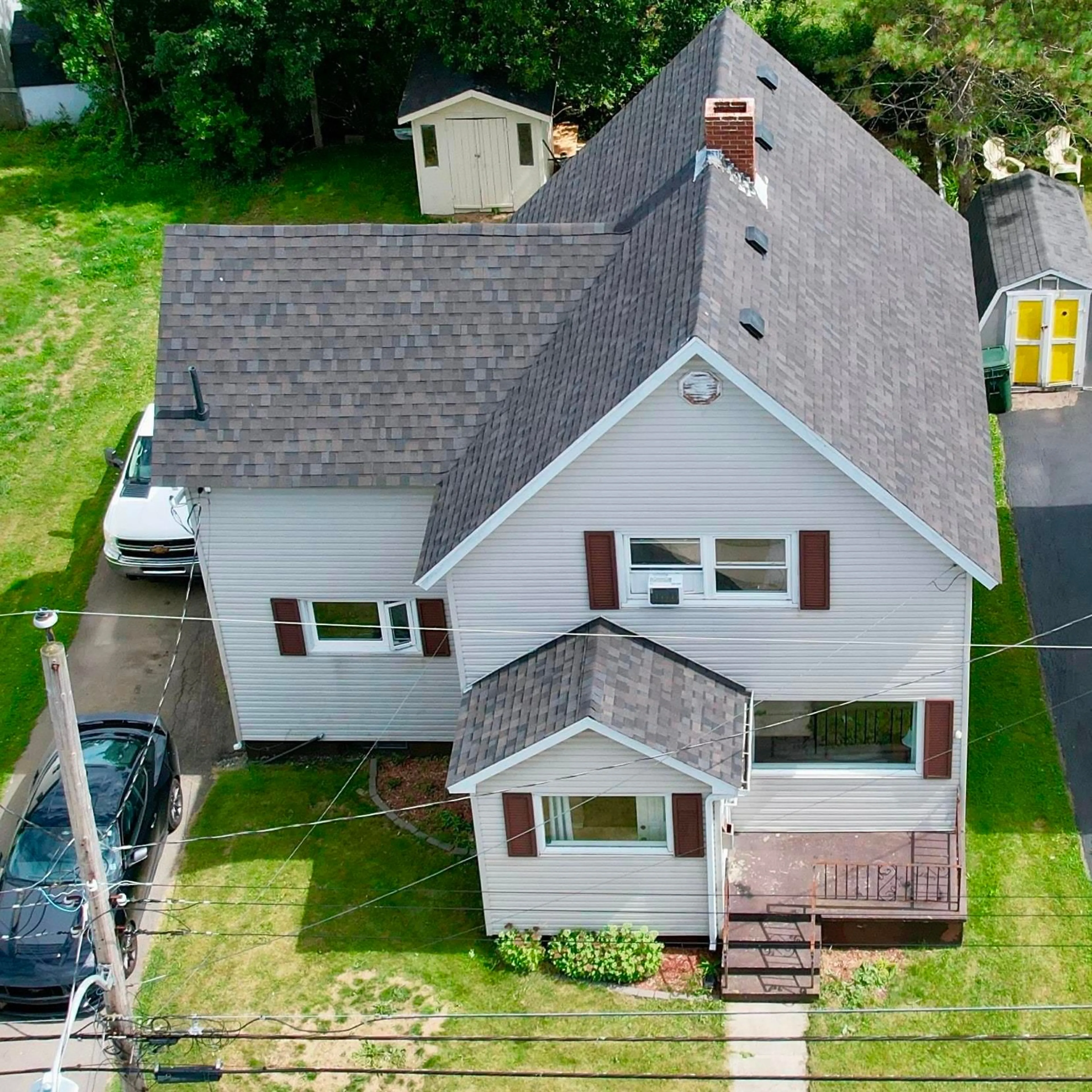 A pic from outside/outdoor area/front of a property/back of a property/a pic from drone, street for 319 York St, Glace Bay Nova Scotia B1A 2M6