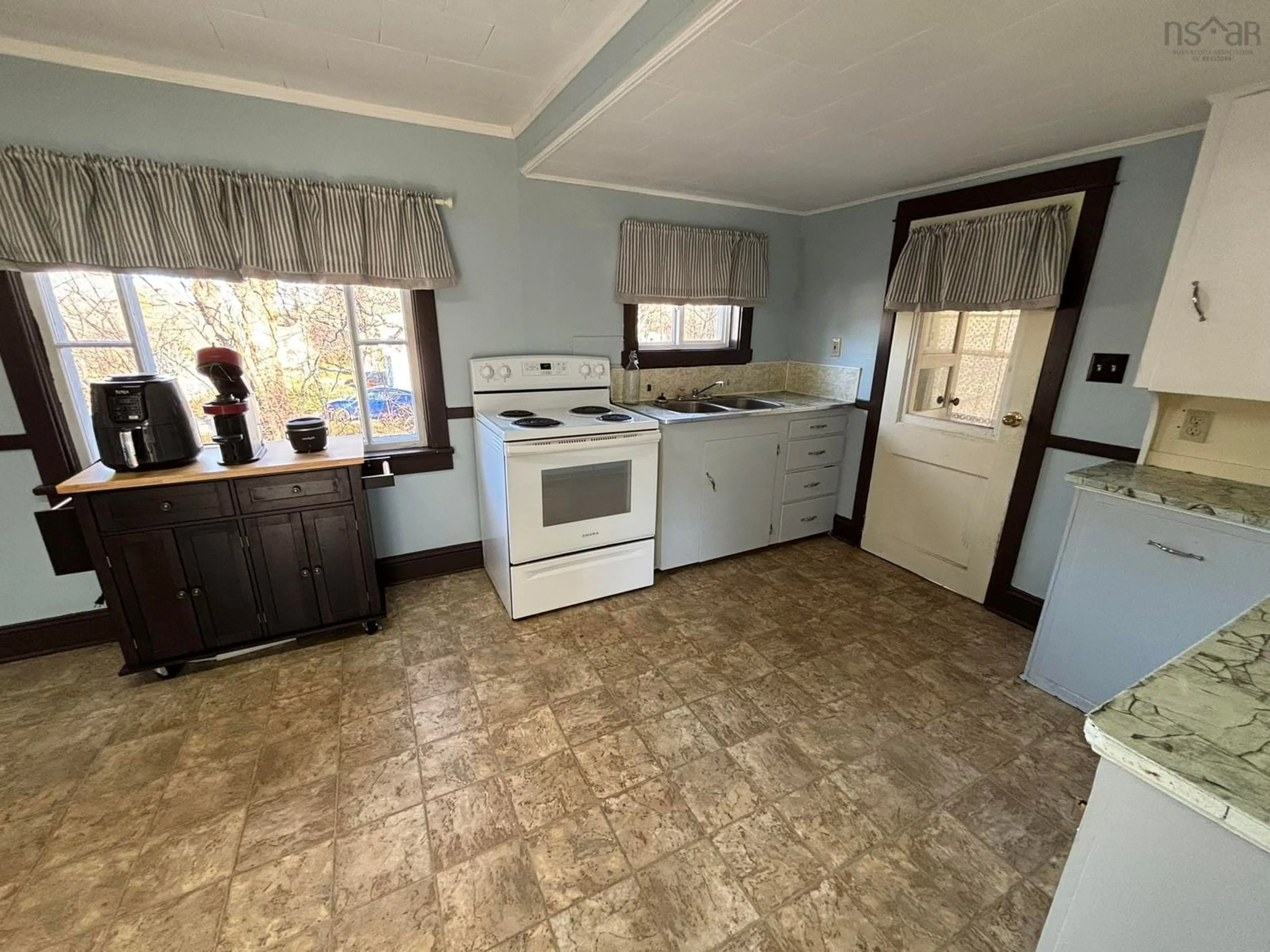 Unknown for 59 Town Lake Rd, Liverpool Nova Scotia B0T 1K0