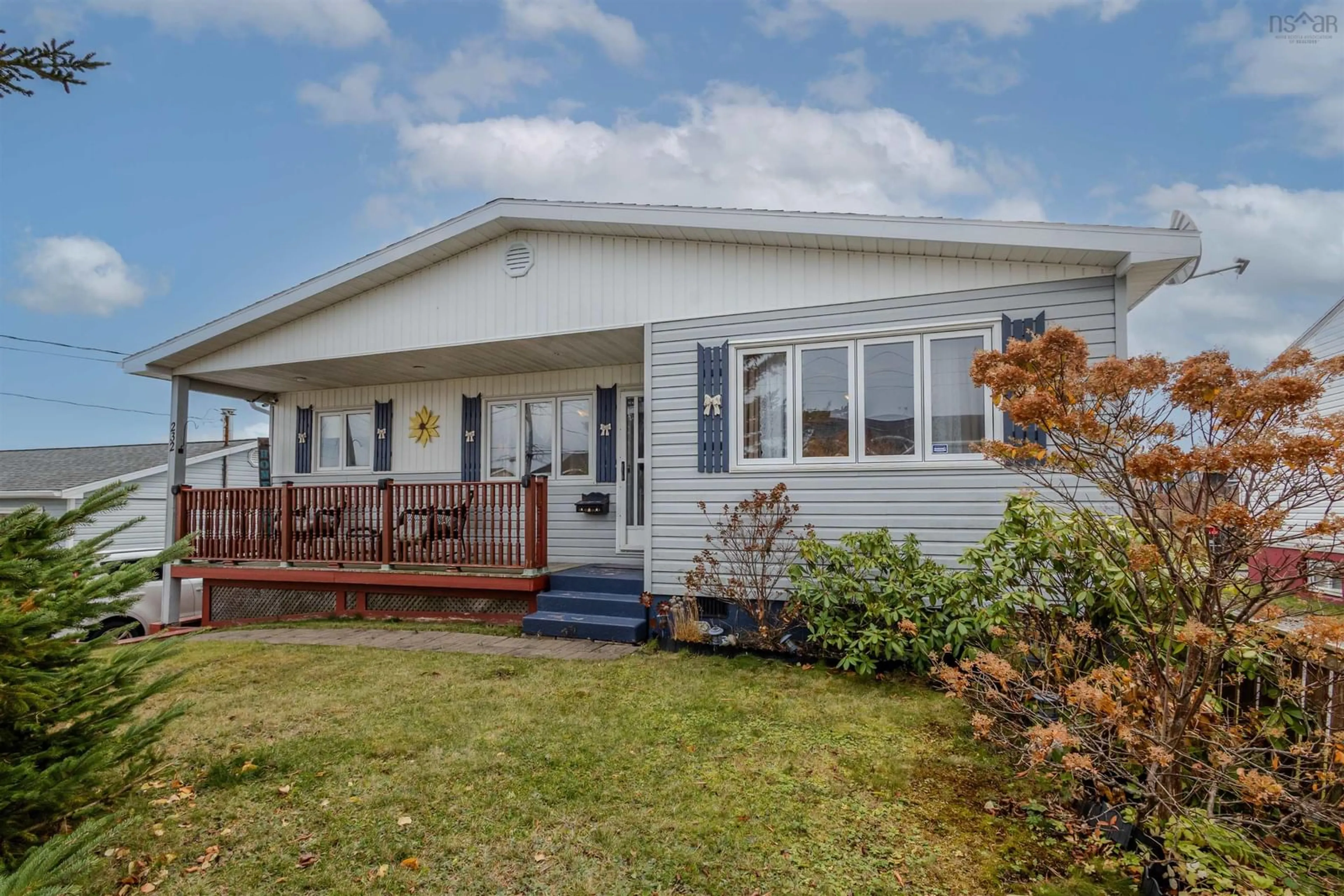 Home with vinyl exterior material, water/lake/river/ocean view for 232 Shaft St, Glace Bay Nova Scotia B1A 6A4