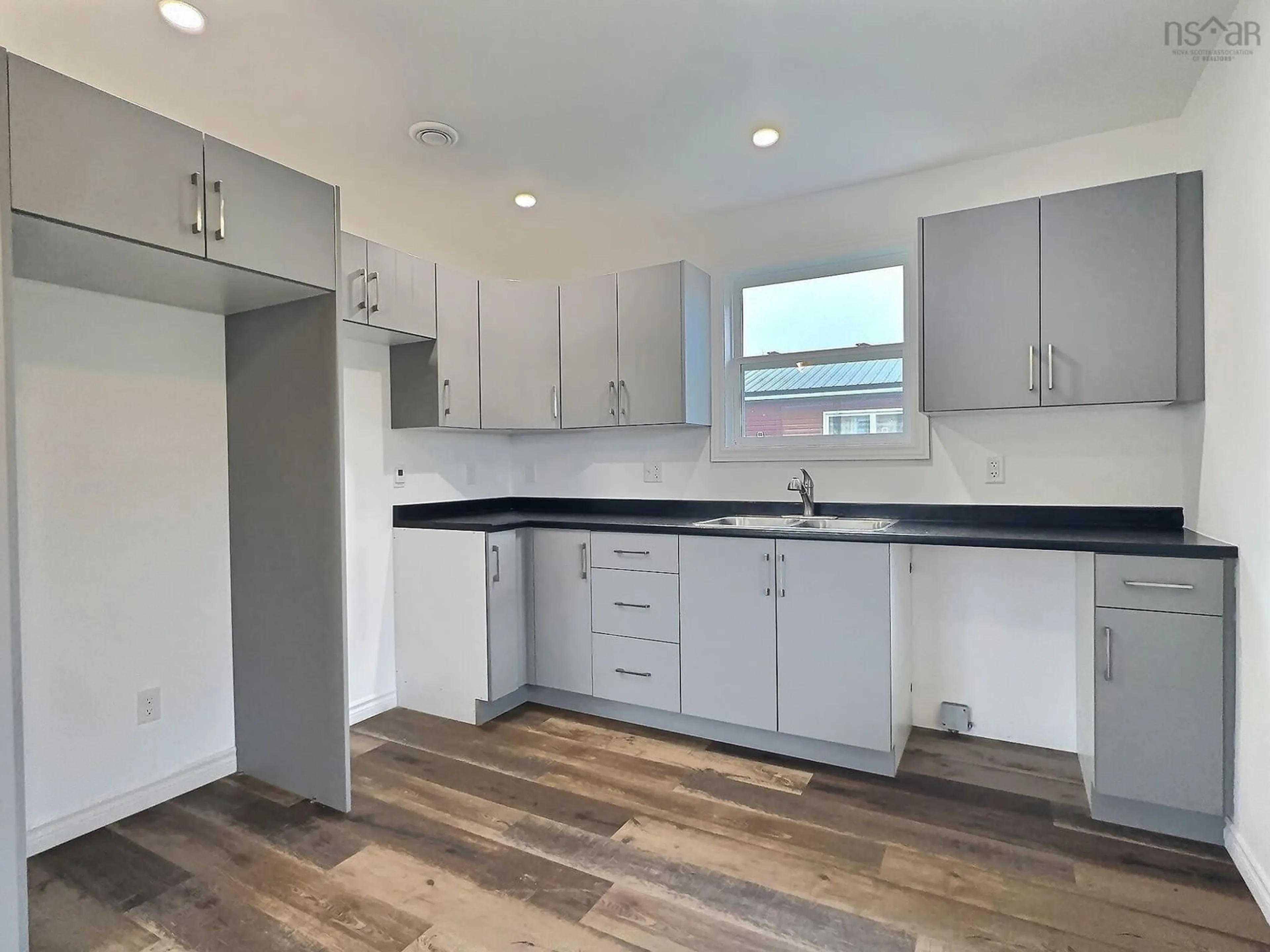 Open concept kitchen, unknown for 53 Horton St, Oxford Nova Scotia B0M 1P0