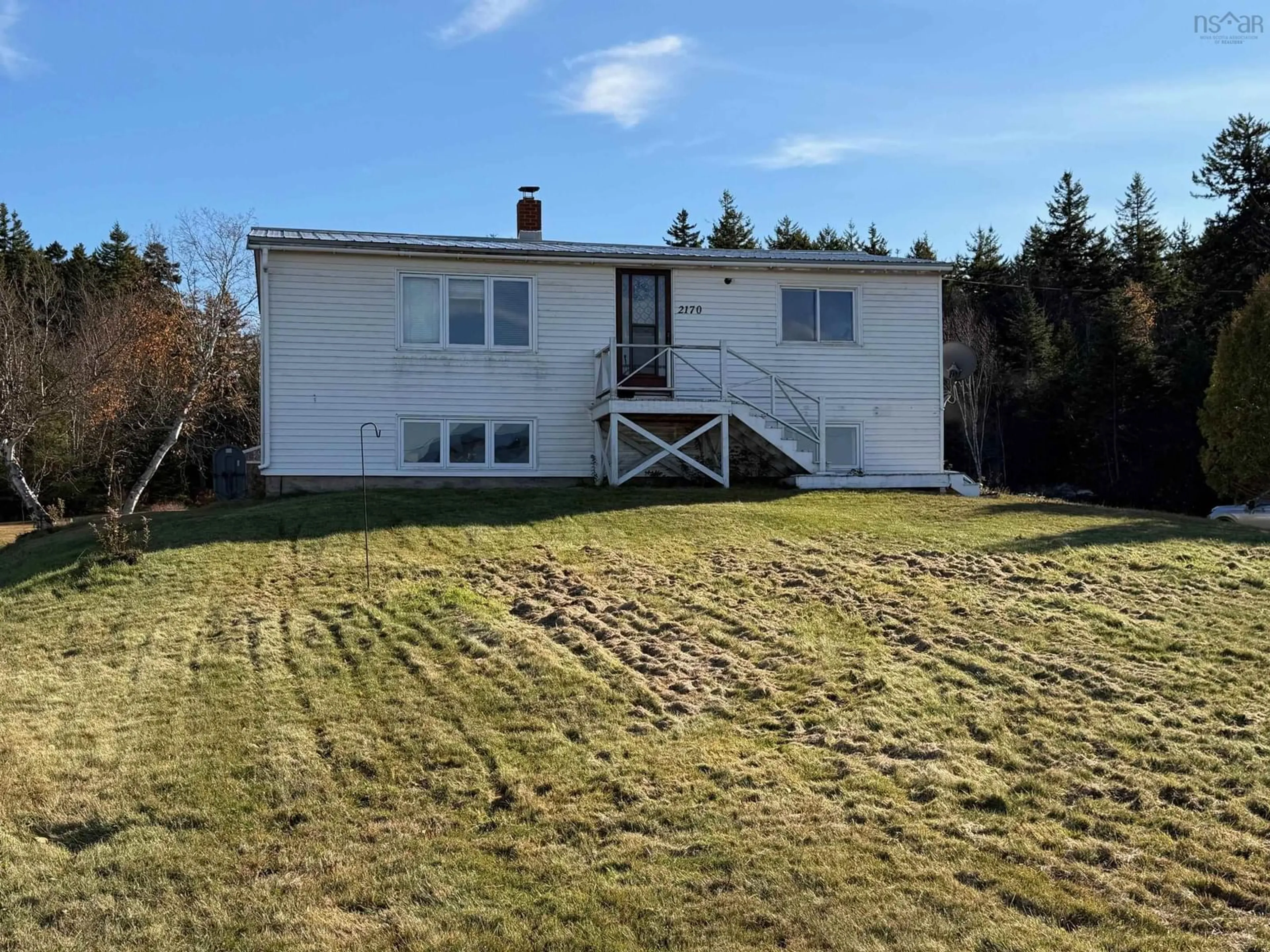 A pic from outside/outdoor area/front of a property/back of a property/a pic from drone, unknown for 2170 Apple River Rd, Apple River Nova Scotia B0M 1S0