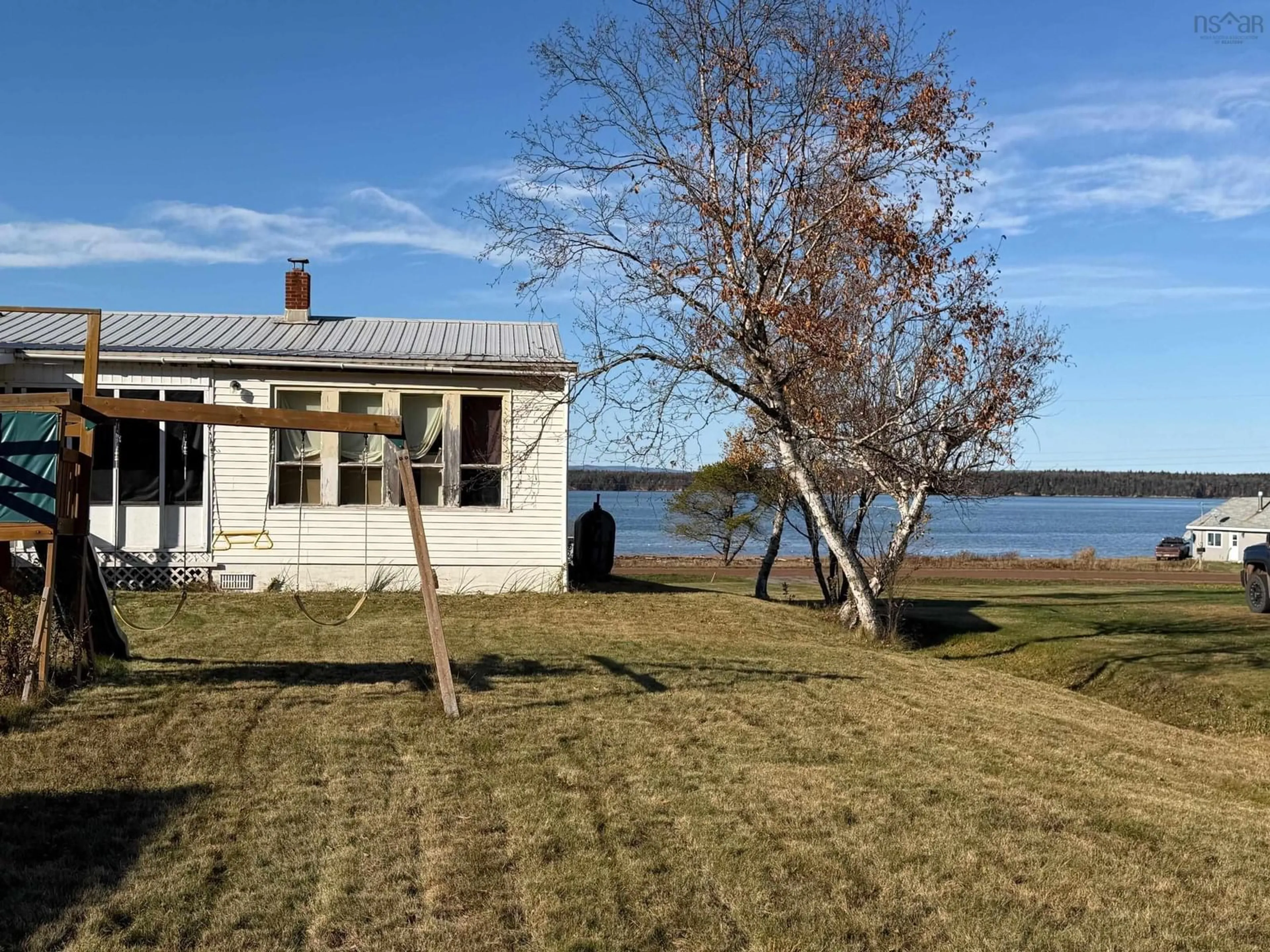 A pic from outside/outdoor area/front of a property/back of a property/a pic from drone, water/lake/river/ocean view for 2170 Apple River Rd, Apple River Nova Scotia B0M 1S0