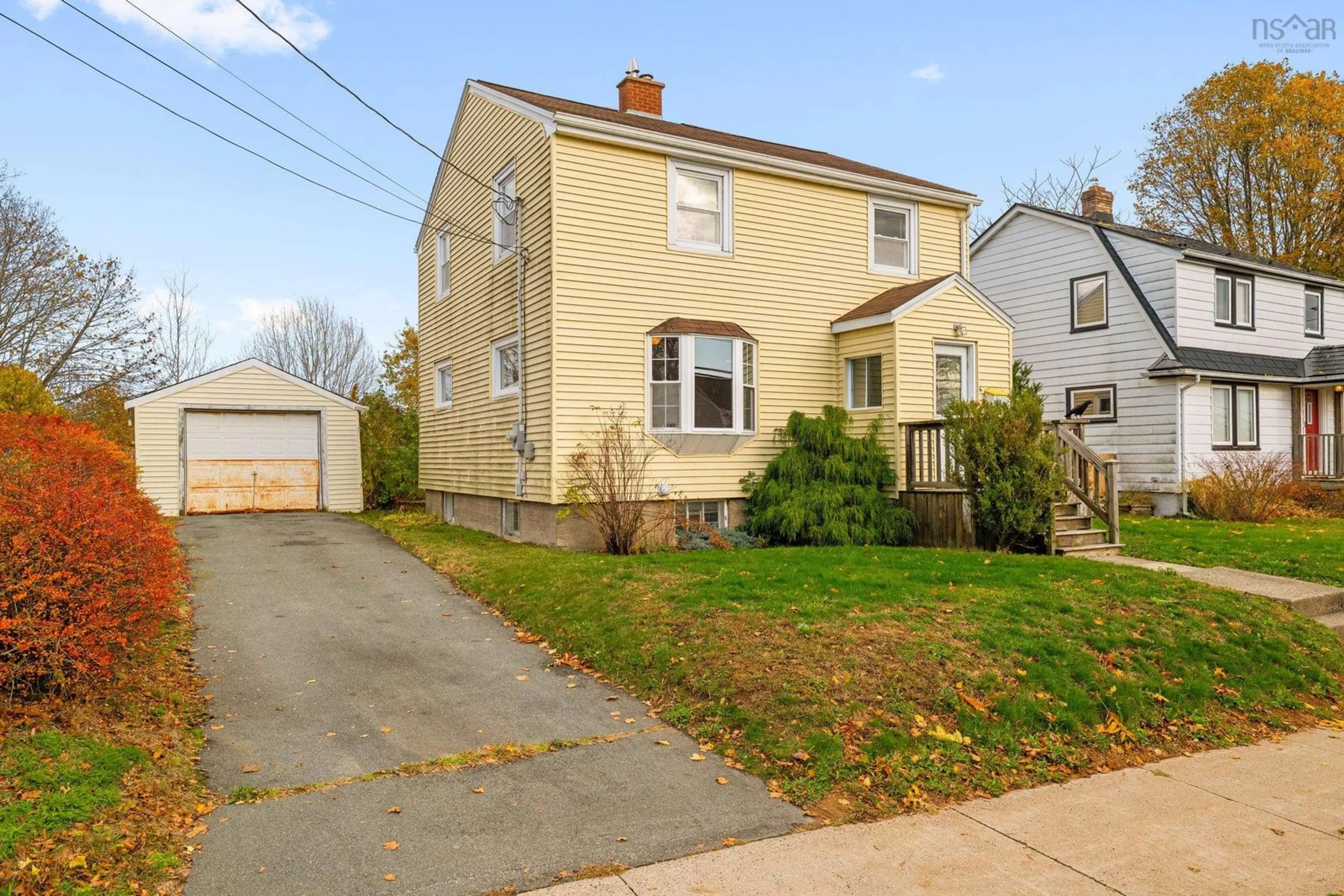 A pic from outside/outdoor area/front of a property/back of a property/a pic from drone, street for 6 Joffre St, Dartmouth Nova Scotia B2Y 3C8