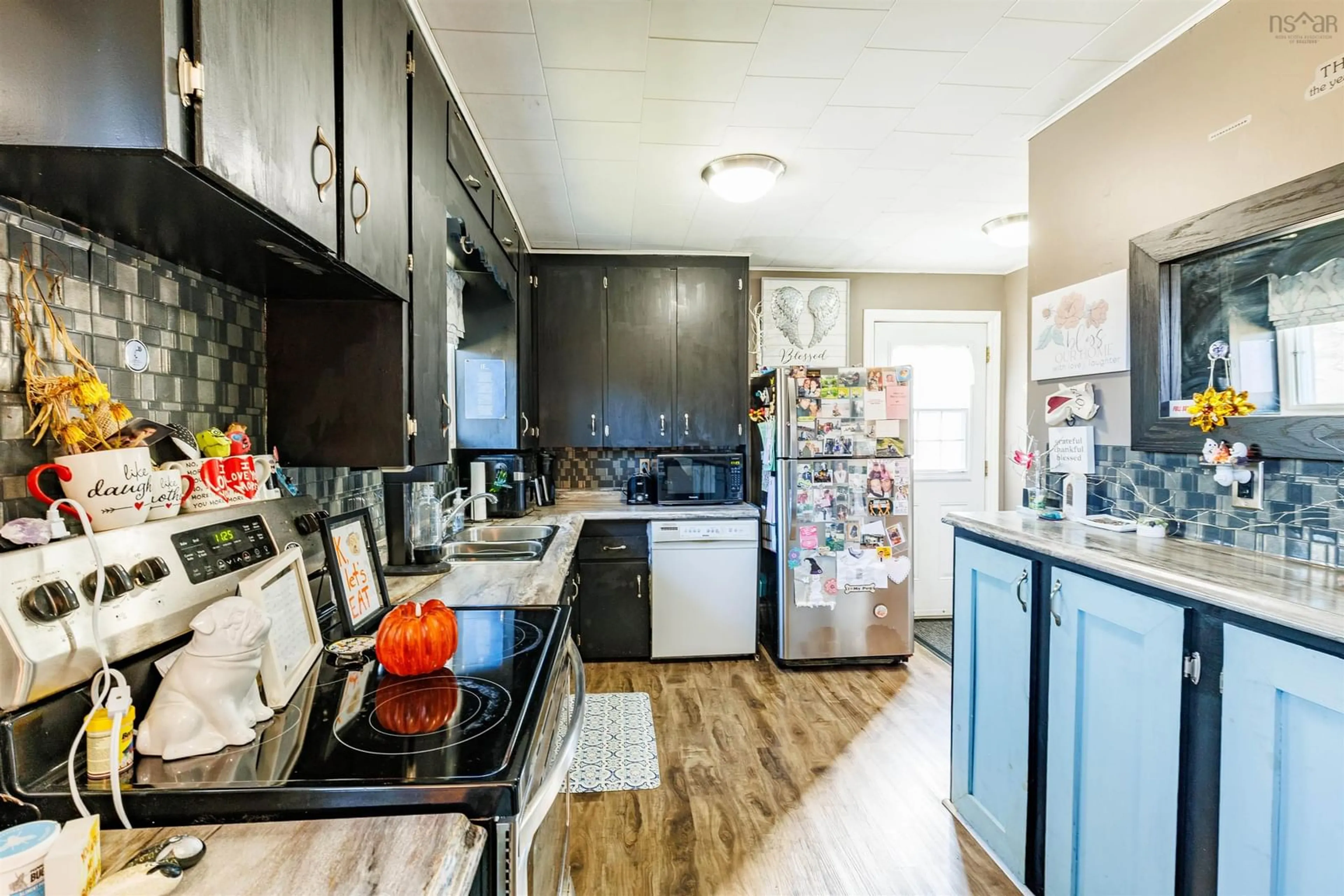 Standard kitchen, unknown for 32 Lewis Rd, Arcadia Nova Scotia B5A 5E9