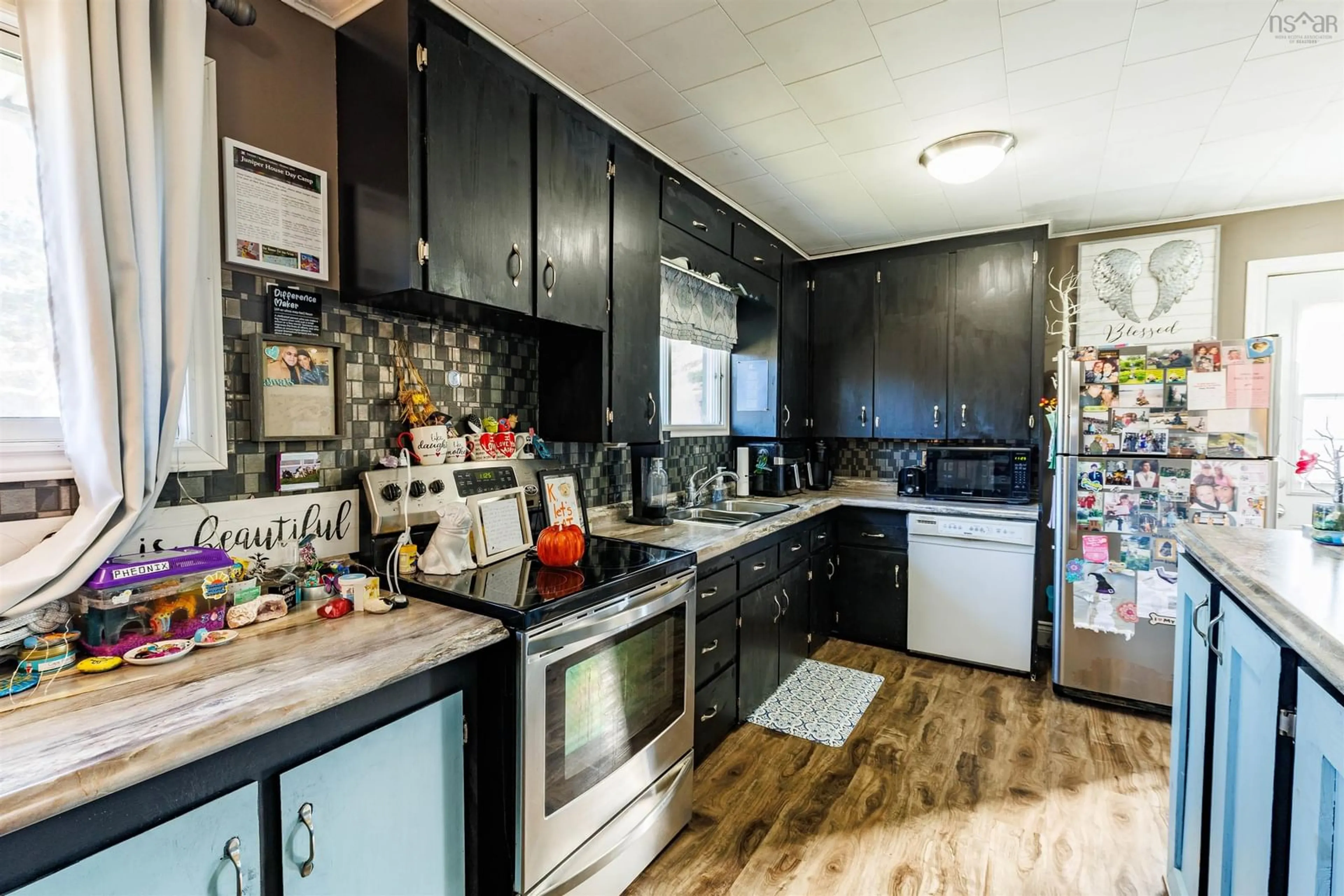 Standard kitchen, unknown for 32 Lewis Rd, Arcadia Nova Scotia B5A 5E9