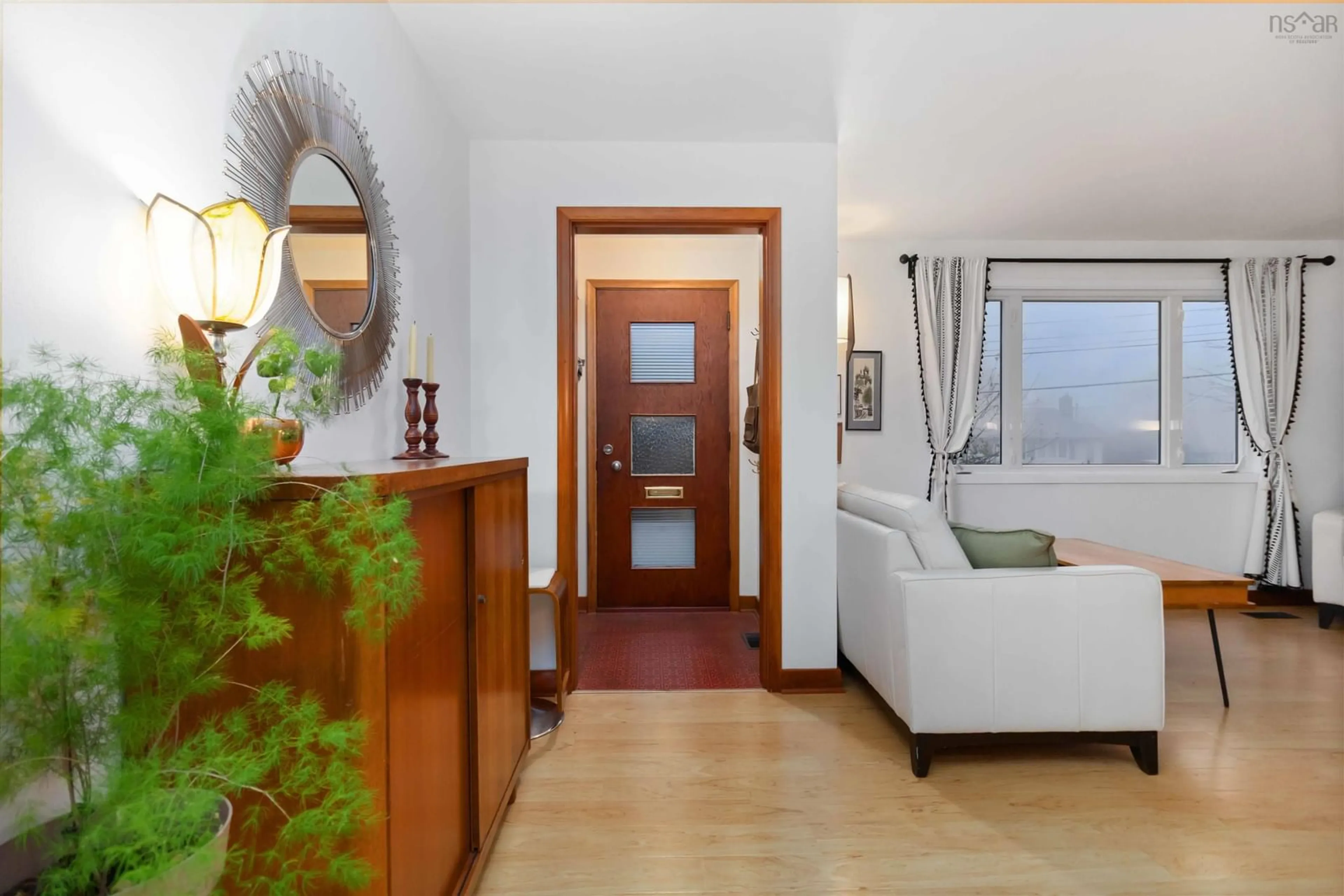 Unknown for 16 Ellen Dr, Dartmouth Nova Scotia B2W 2J8