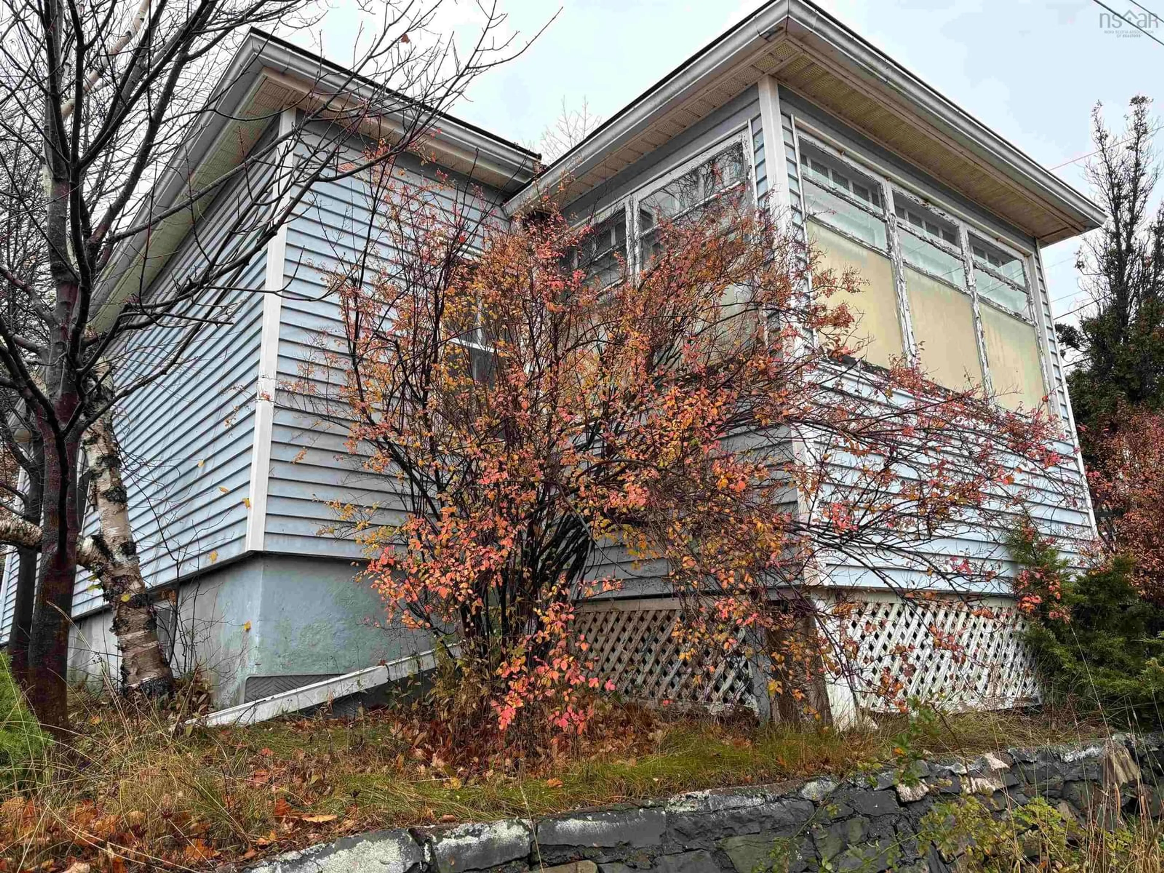 Home with vinyl exterior material, building for 324 Windmill Rd, Dartmouth Nova Scotia B3A 1H6