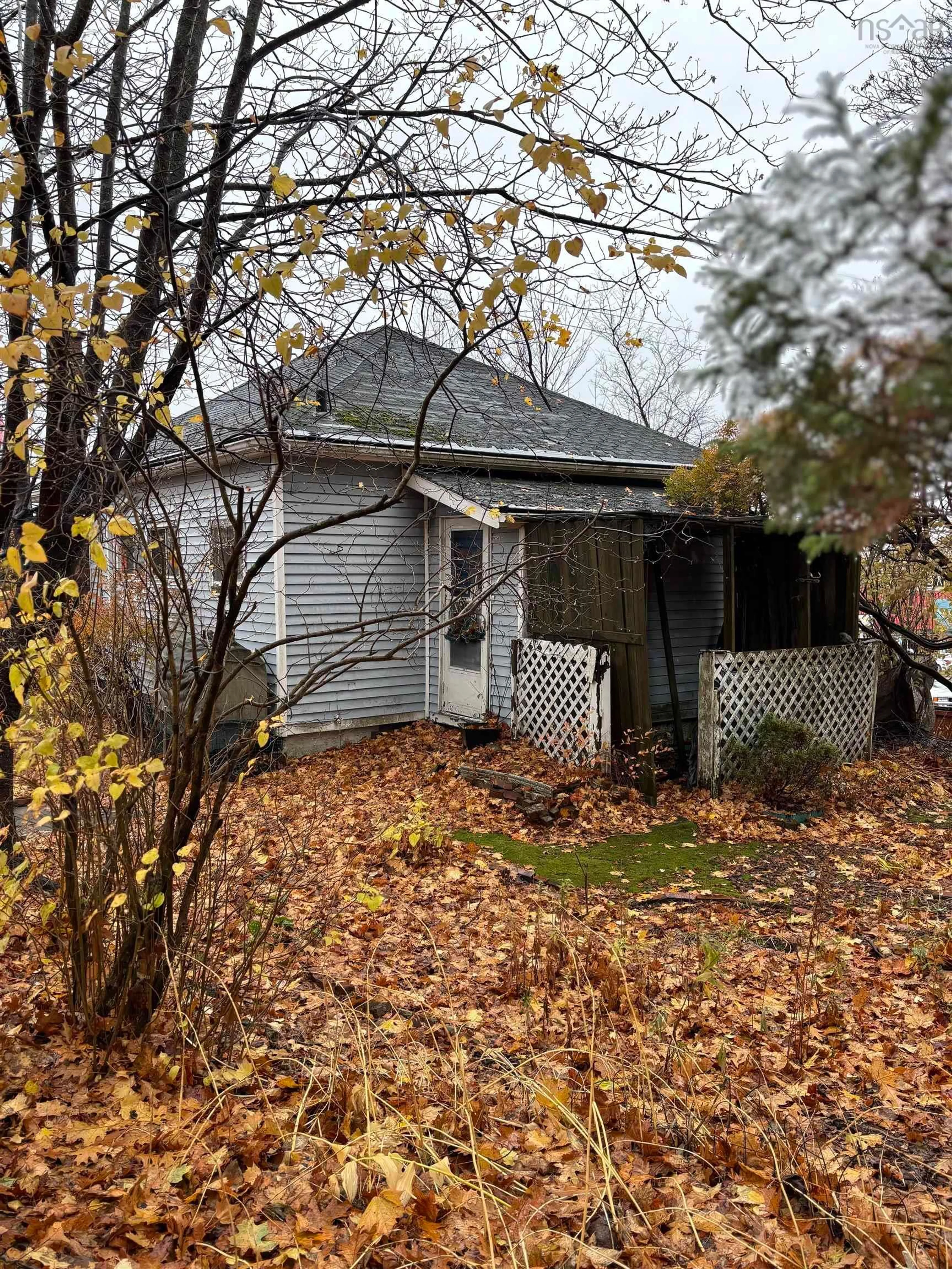 Shed for 324 Windmill Rd, Dartmouth Nova Scotia B3A 1H6