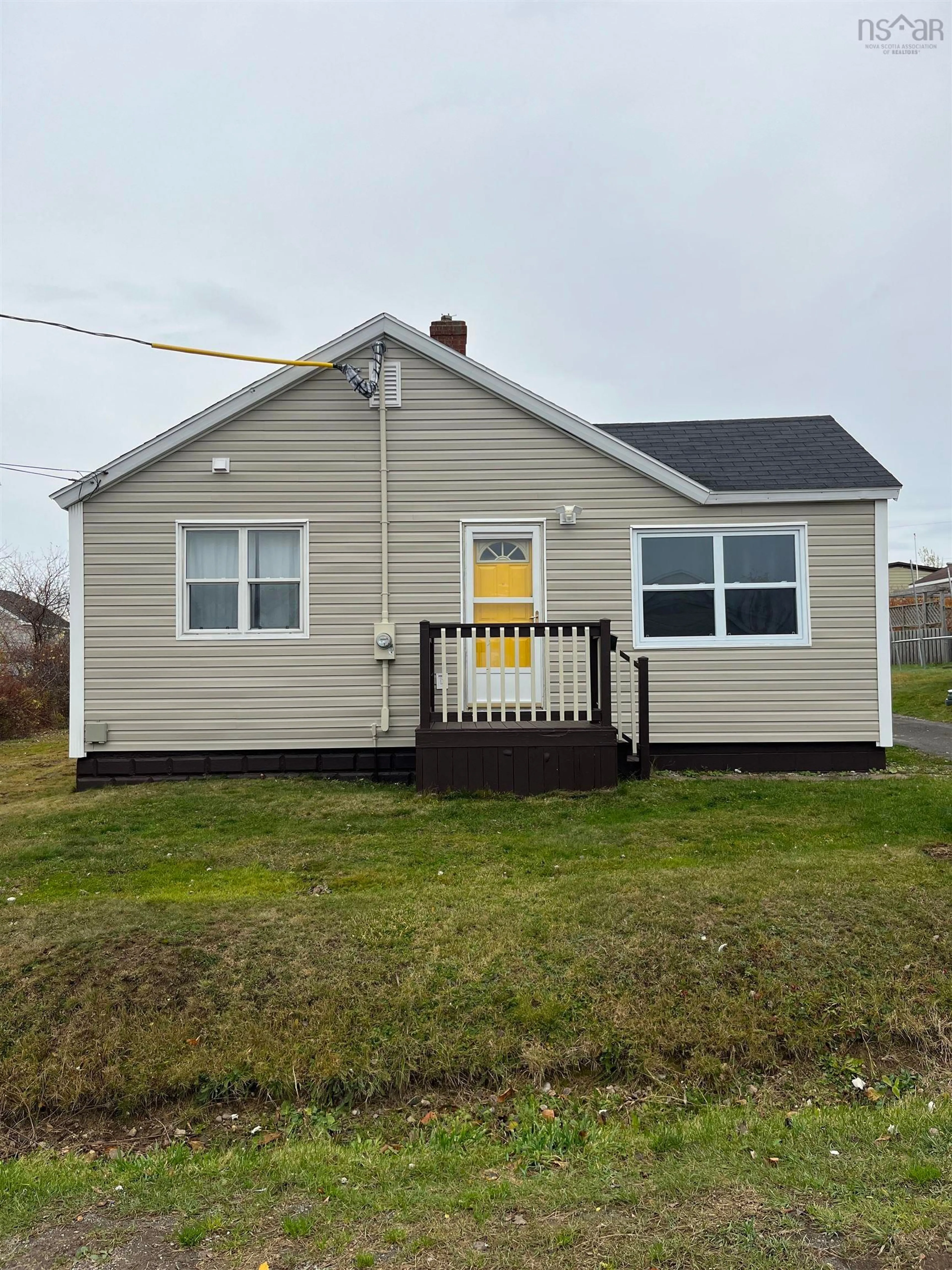 Home with vinyl exterior material, building for 25 Morrison St, Glace Bay Nova Scotia B1A 2G7