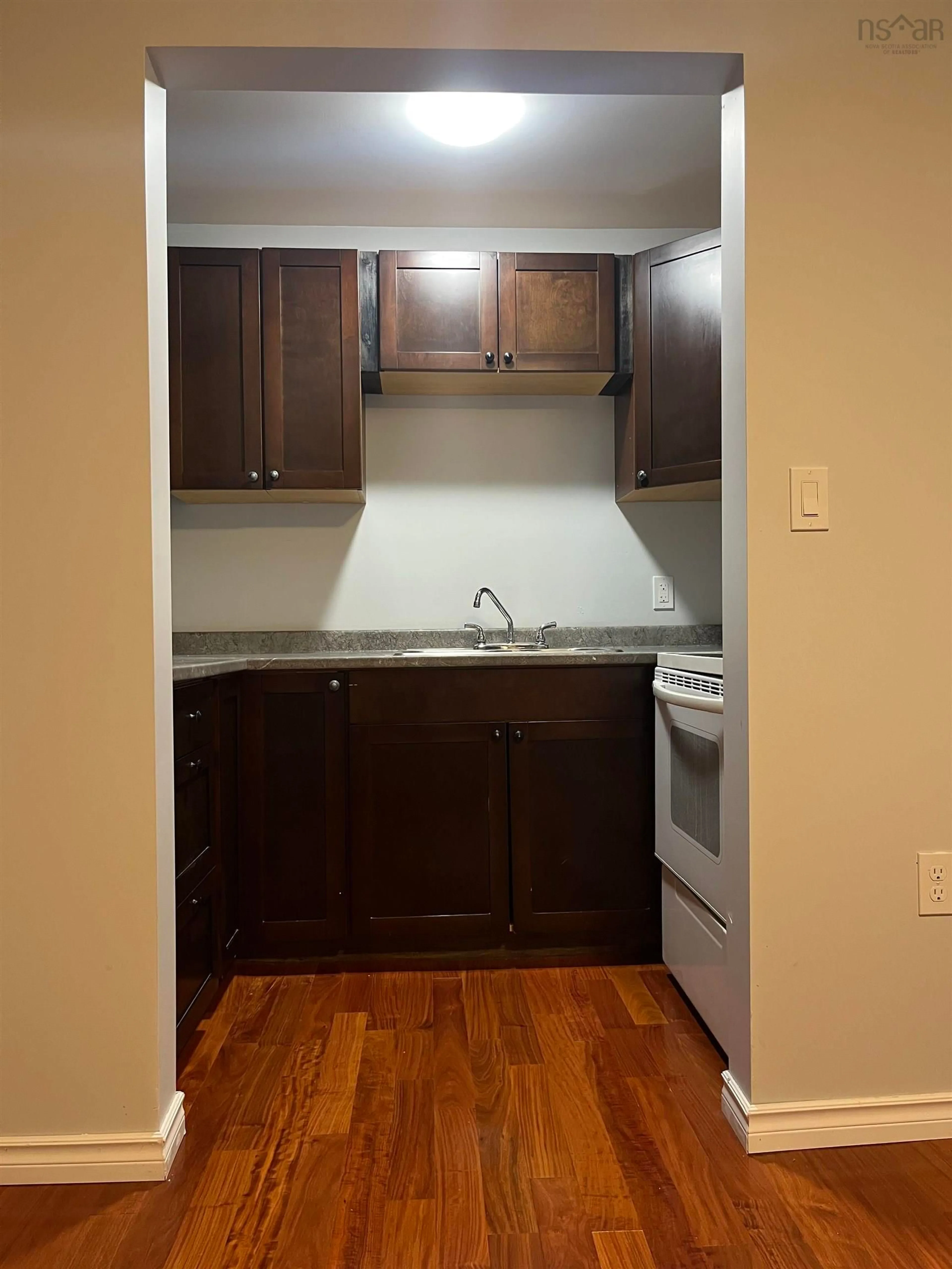 Standard kitchen, wood/laminate floor for 25 Morrison St, Glace Bay Nova Scotia B1A 2G7