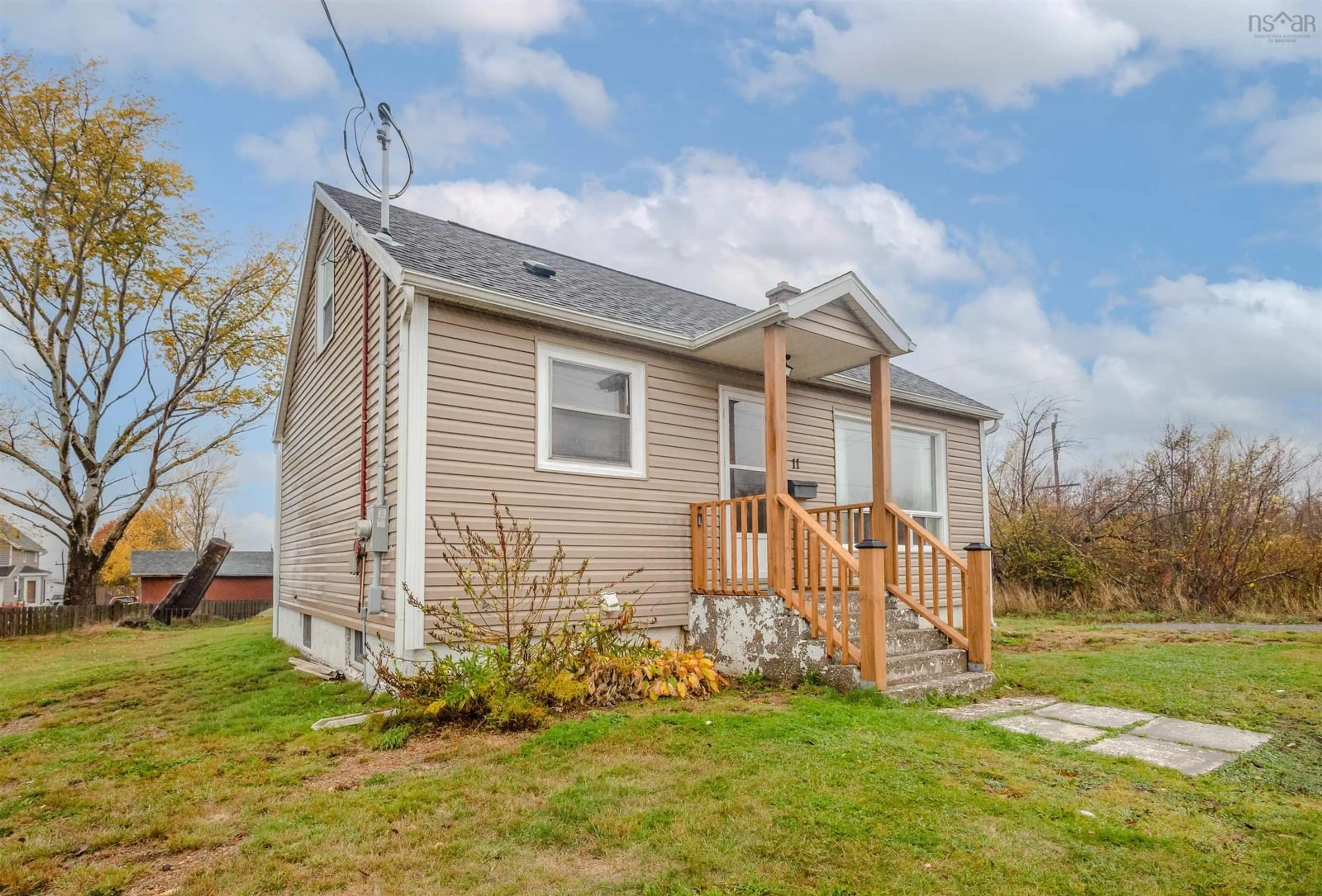 Unknown for 11 Forrest St, Sydney Nova Scotia B1P 3C3