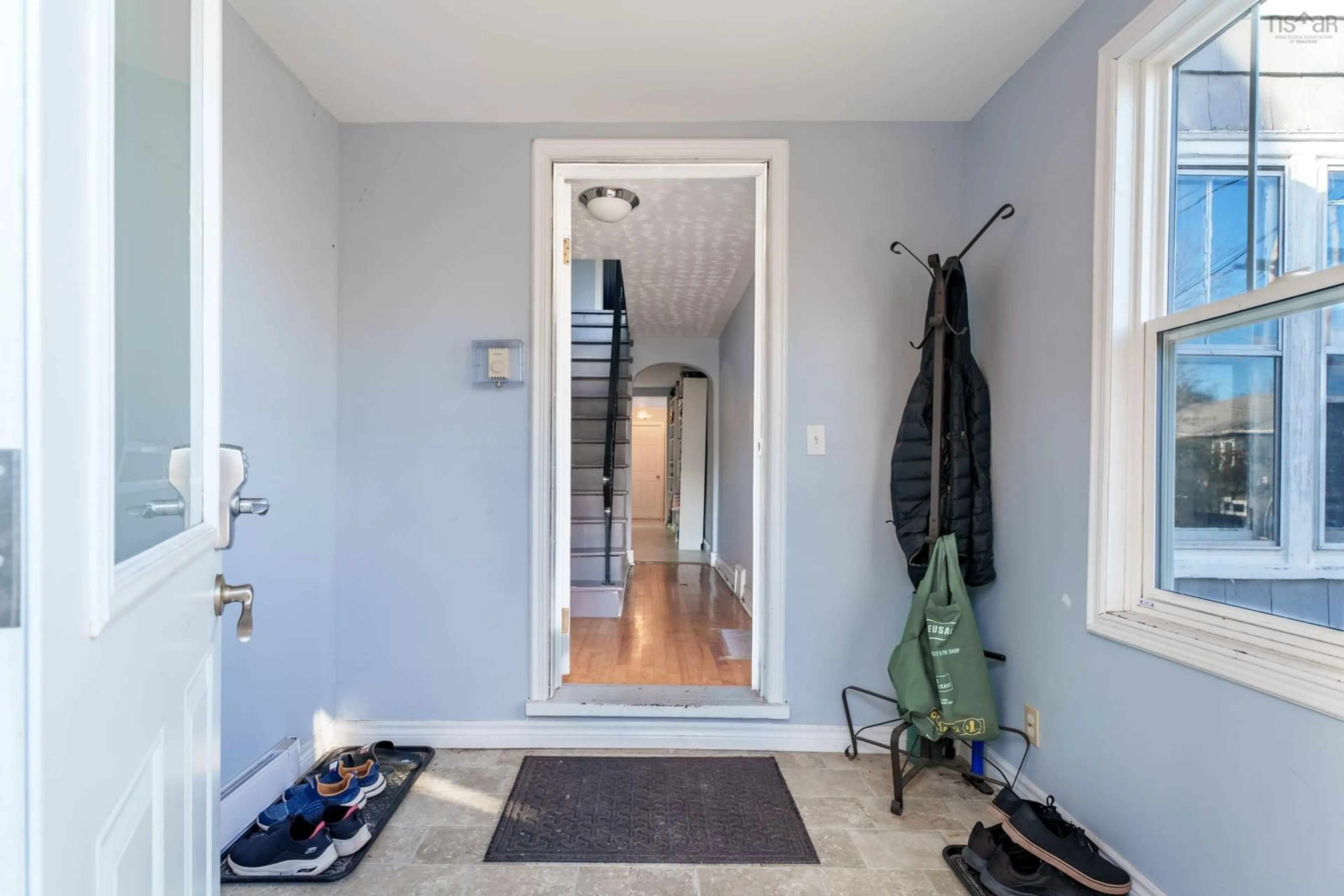 Indoor entryway for 15 Forest Hill Dr, Halifax Nova Scotia B3M 1X2
