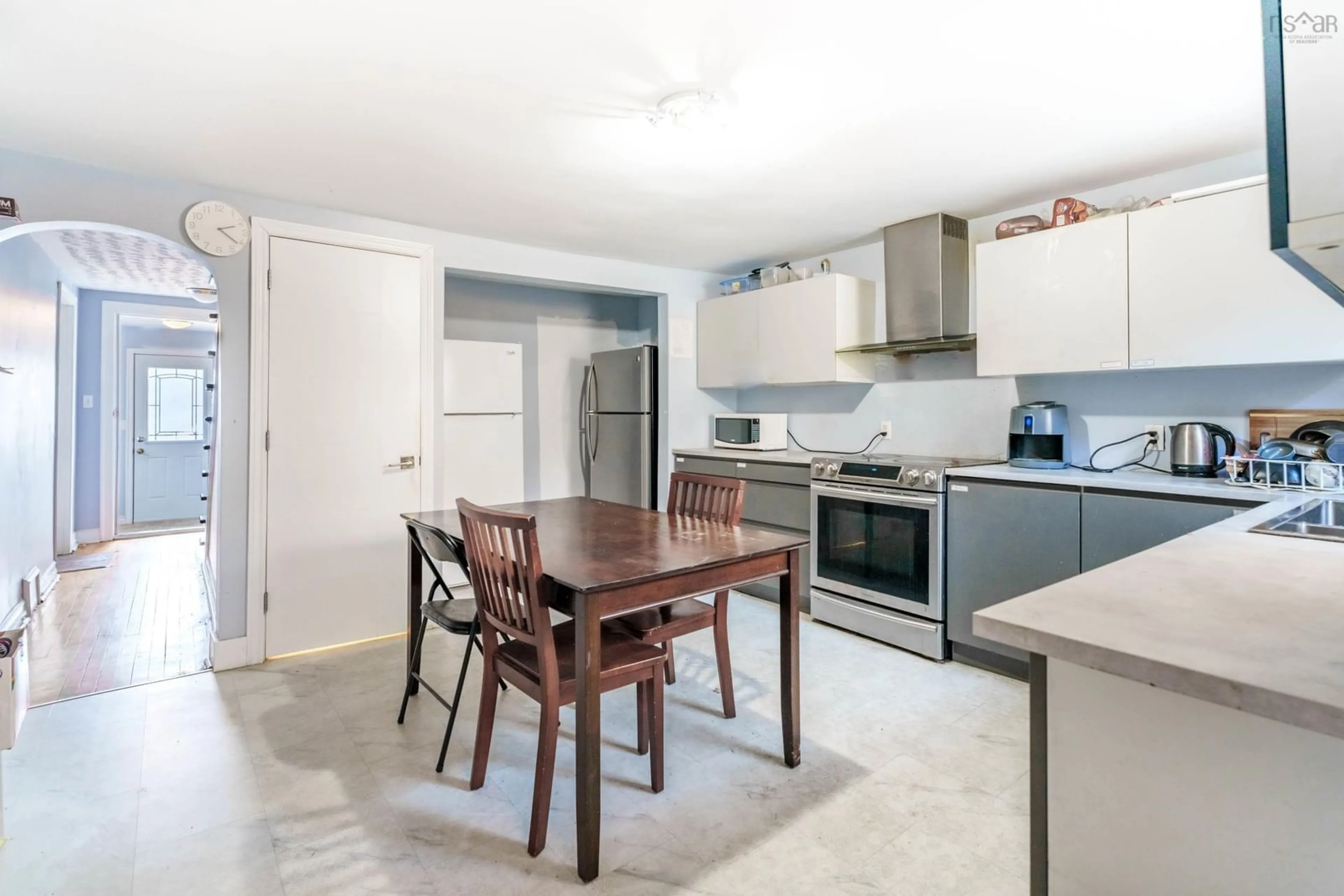 Standard kitchen, unknown for 15 Forest Hill Dr, Halifax Nova Scotia B3M 1X2