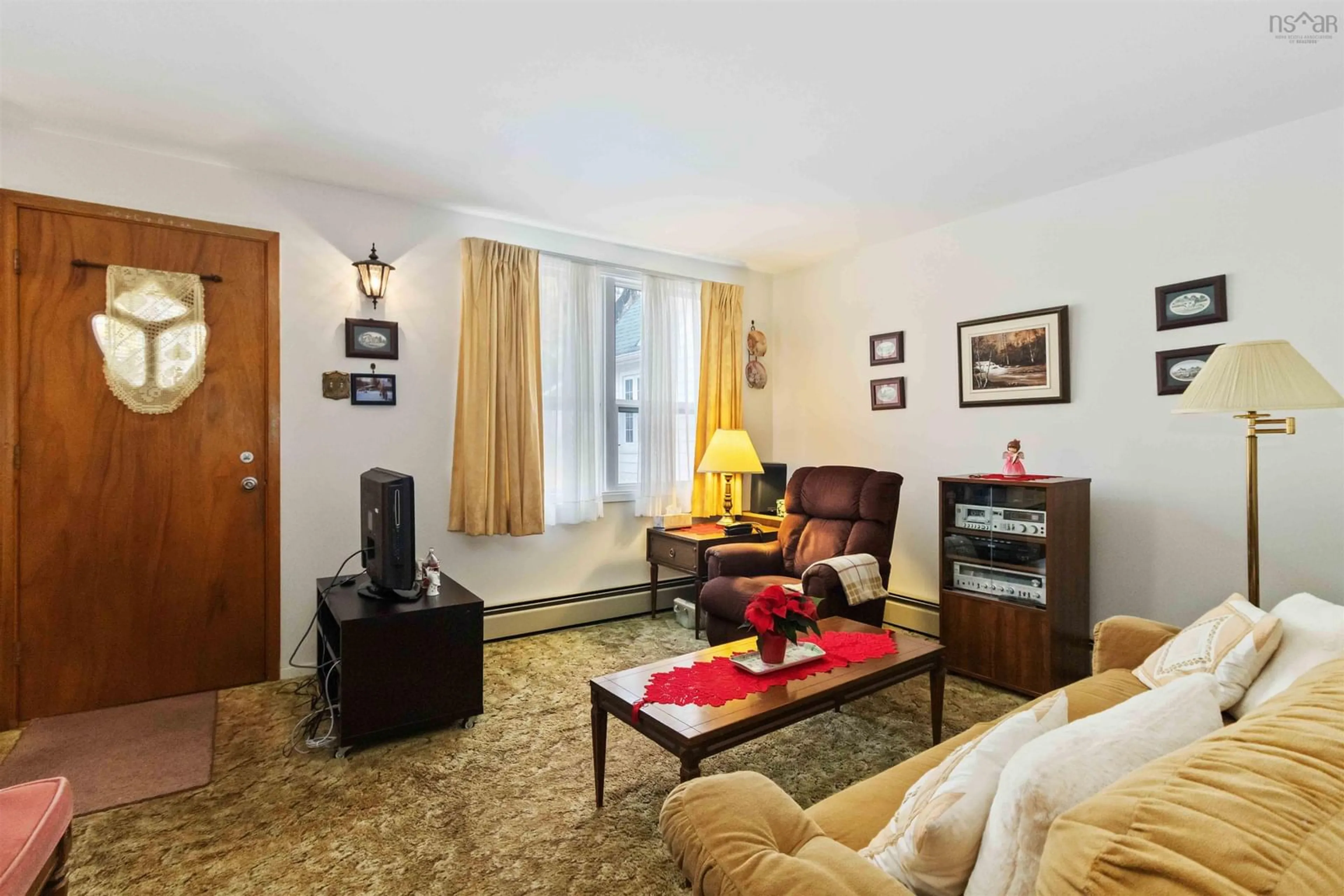 Living room with furniture, unknown for 2944 Connolly St, Halifax Nova Scotia B3L 3N6