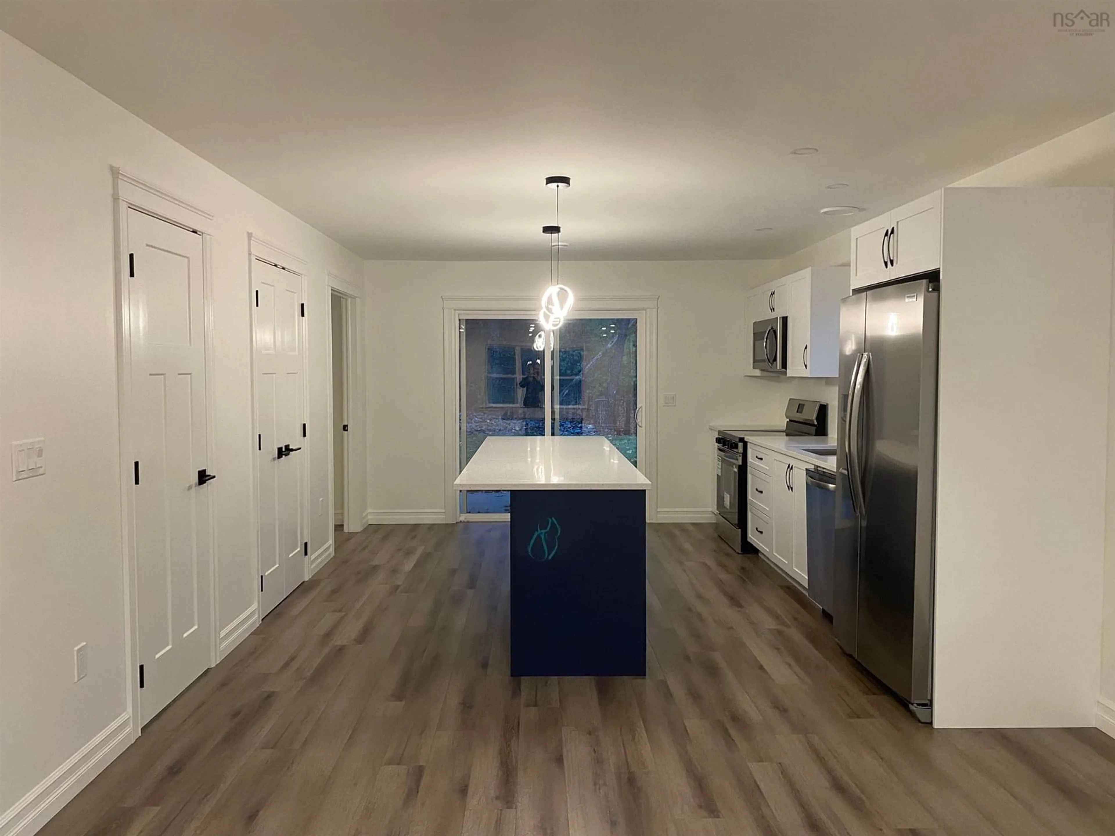 Open concept kitchen, unknown for 552 Glen Allan Dr, Bridgewater Nova Scotia B4V 0A8