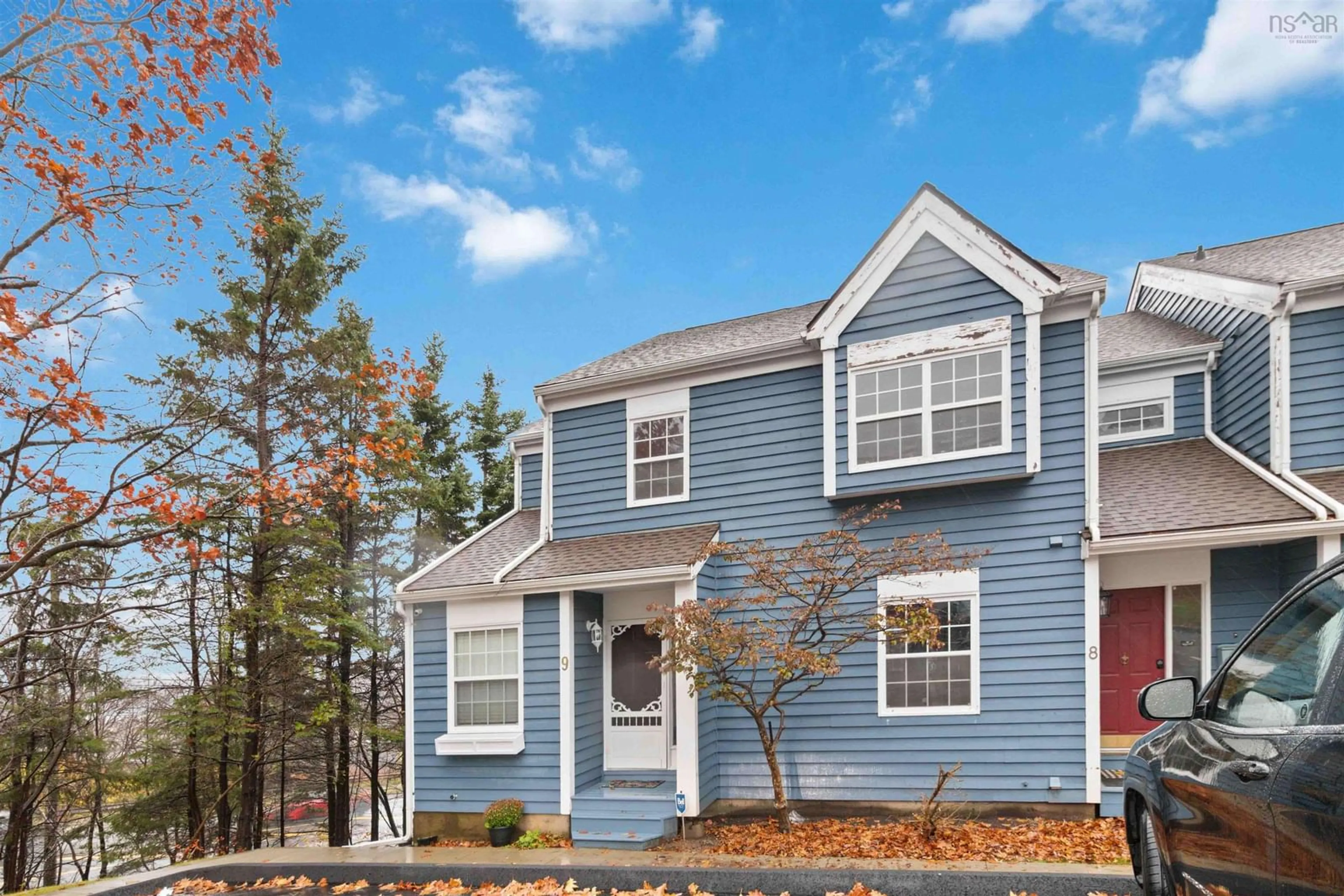 Home with vinyl exterior material, street for 9 Collins Grove Ridge, Dartmouth Nova Scotia B2W 5Y2