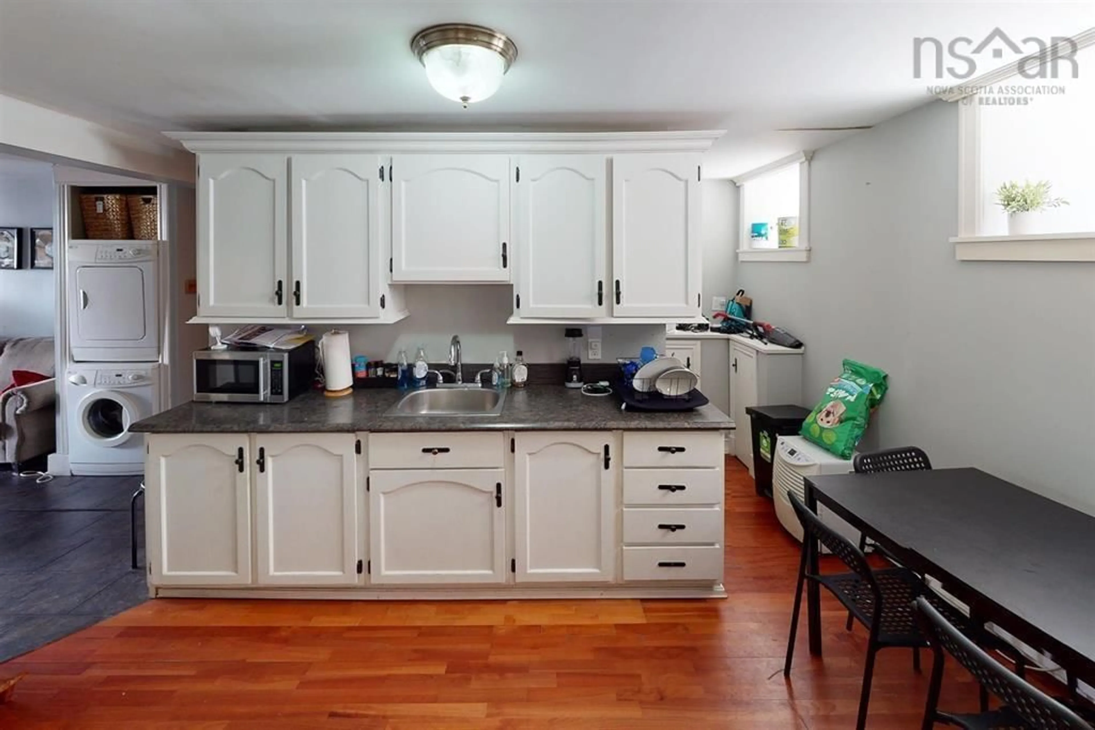 Standard kitchen, wood/laminate floor for 2355 Creighton St, Halifax Nova Scotia B3K 3R8