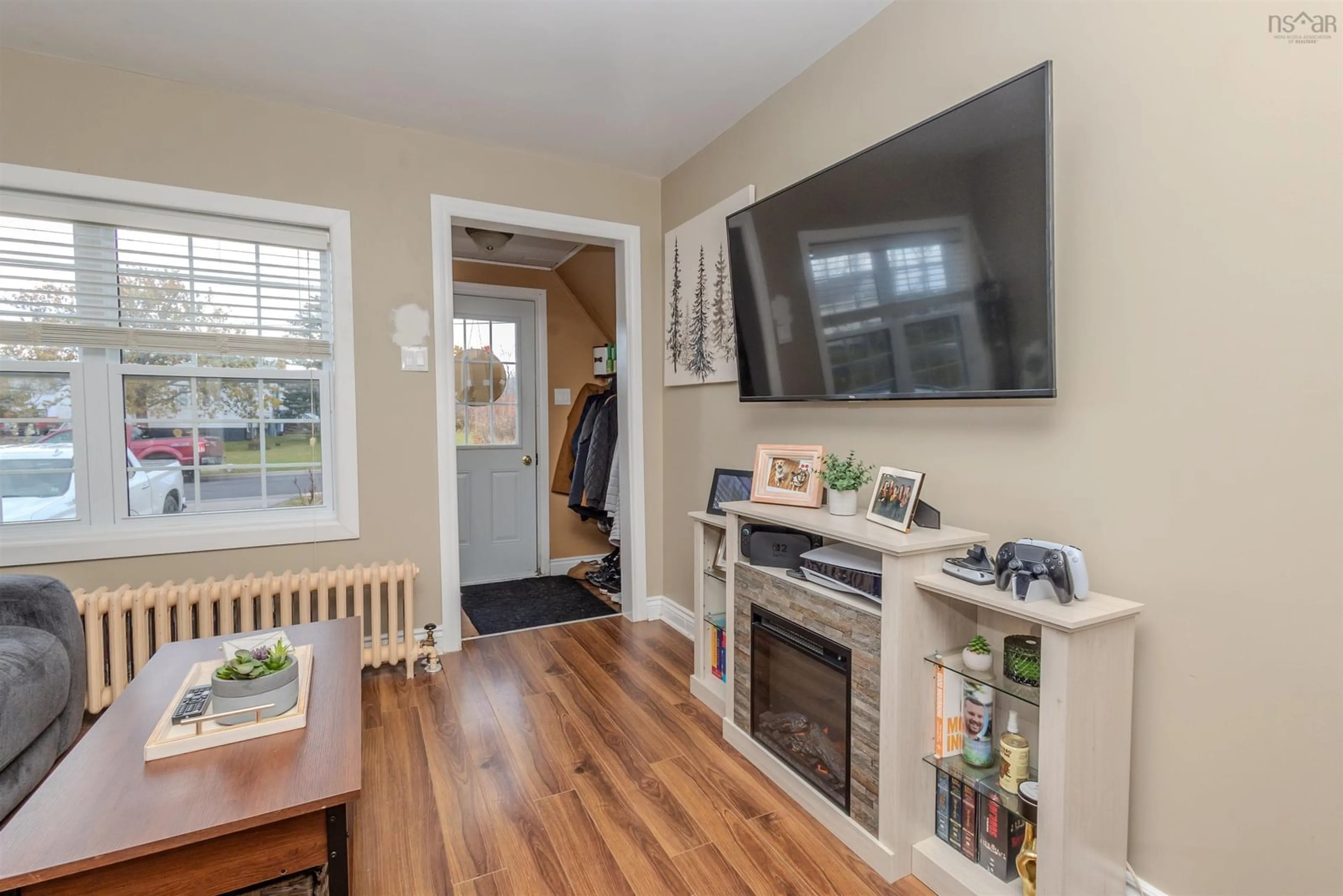 Unknown for 82 Beacon St, Glace Bay Nova Scotia B1A 5G4