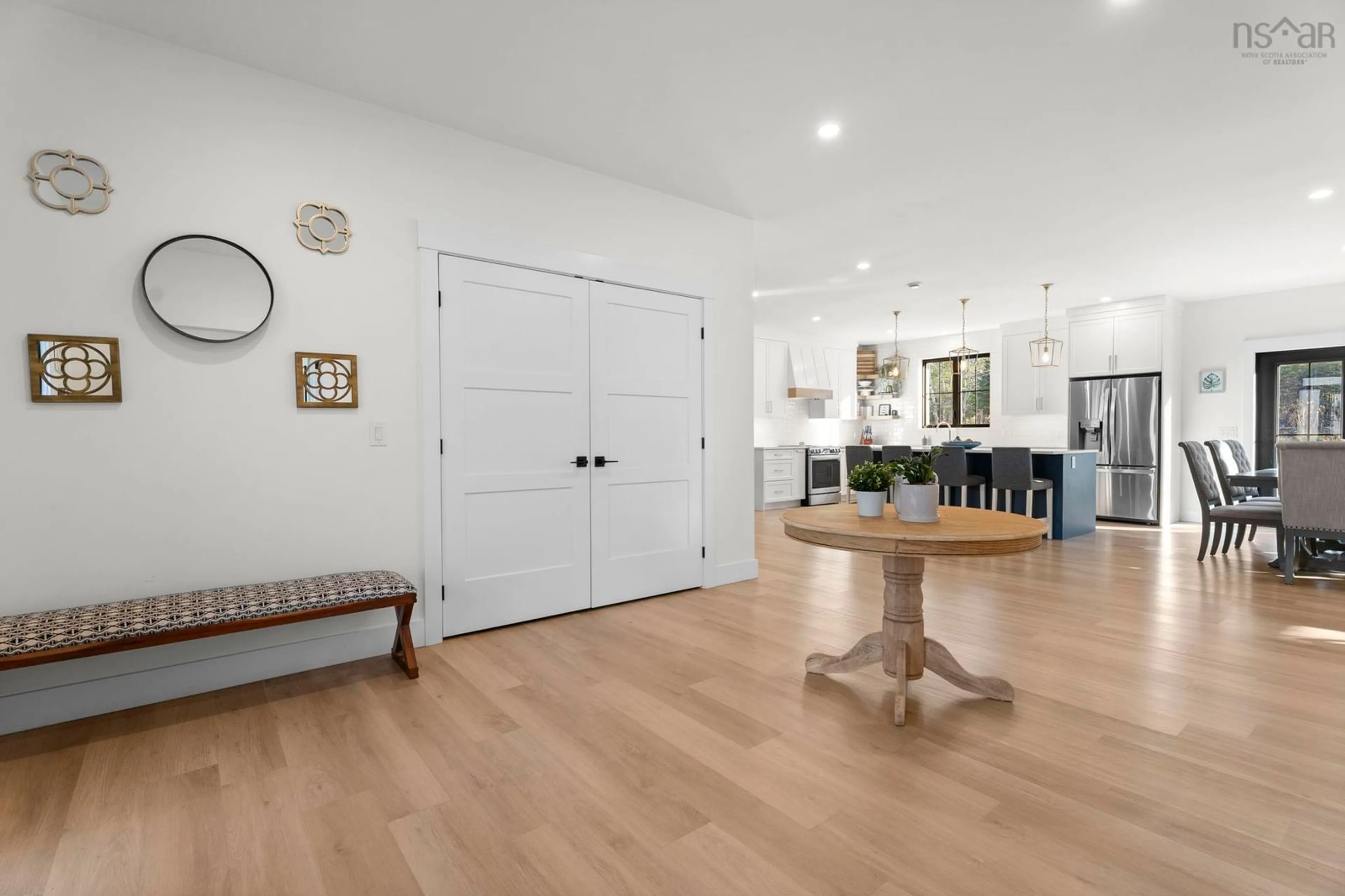 Indoor entryway for 106 Edward Dr, Enfield Nova Scotia B2T 1H8