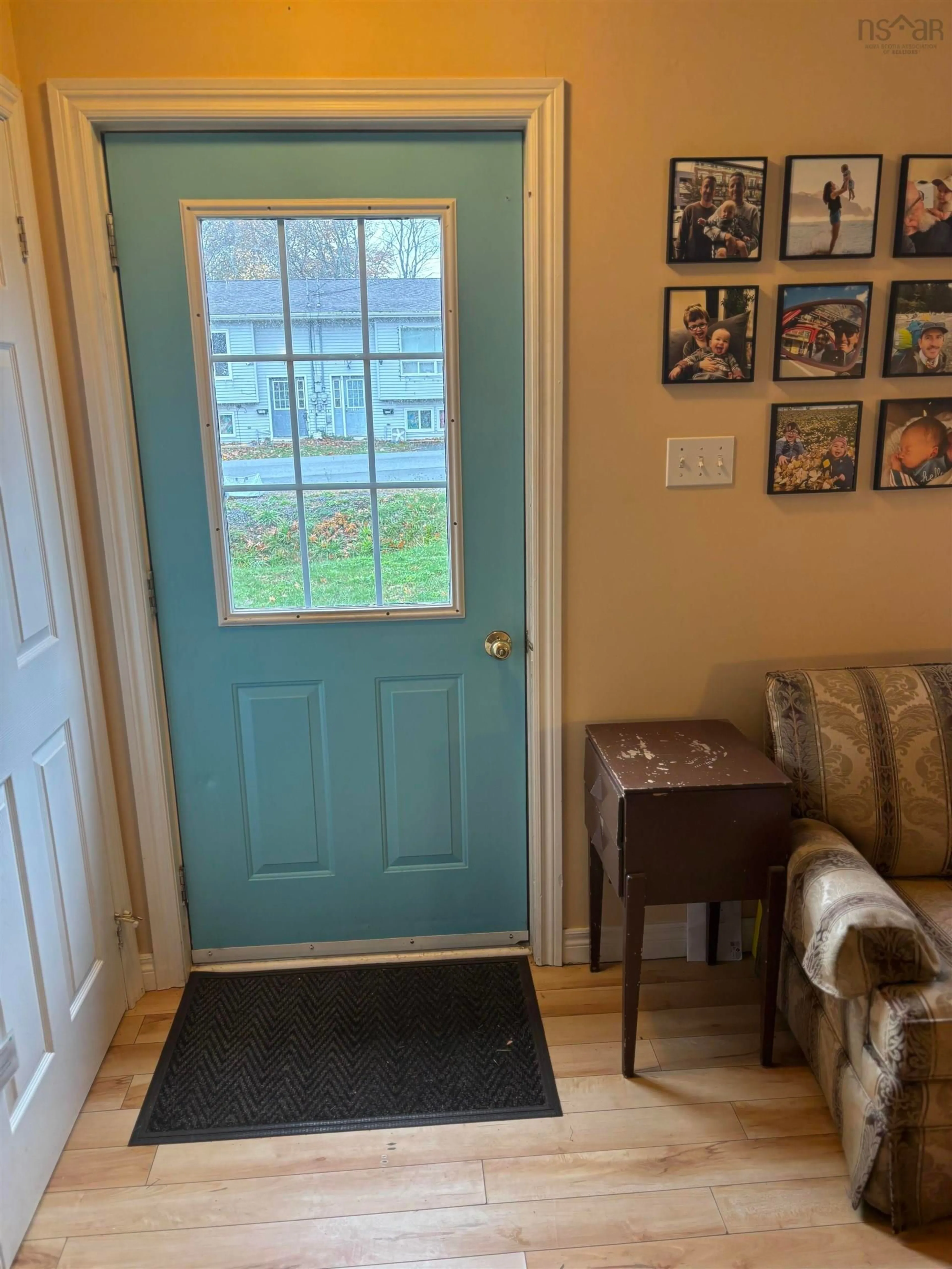 Indoor entryway for 1124/1126 Governor Court Cres, North Kentville Nova Scotia B4N 5M8