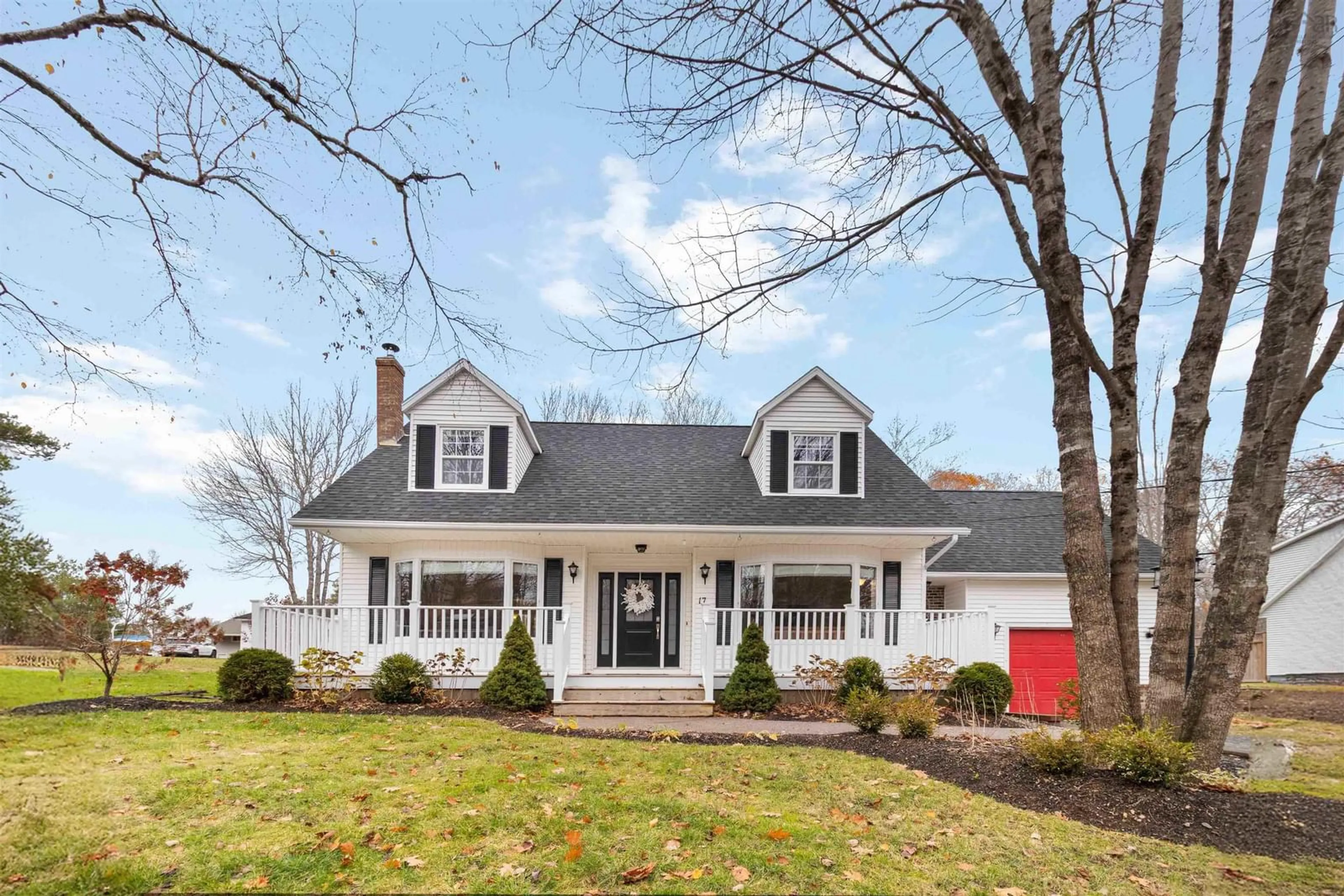 Home with vinyl exterior material, street for 17 Bell Ave, Hebbville Nova Scotia B4V 6Y5