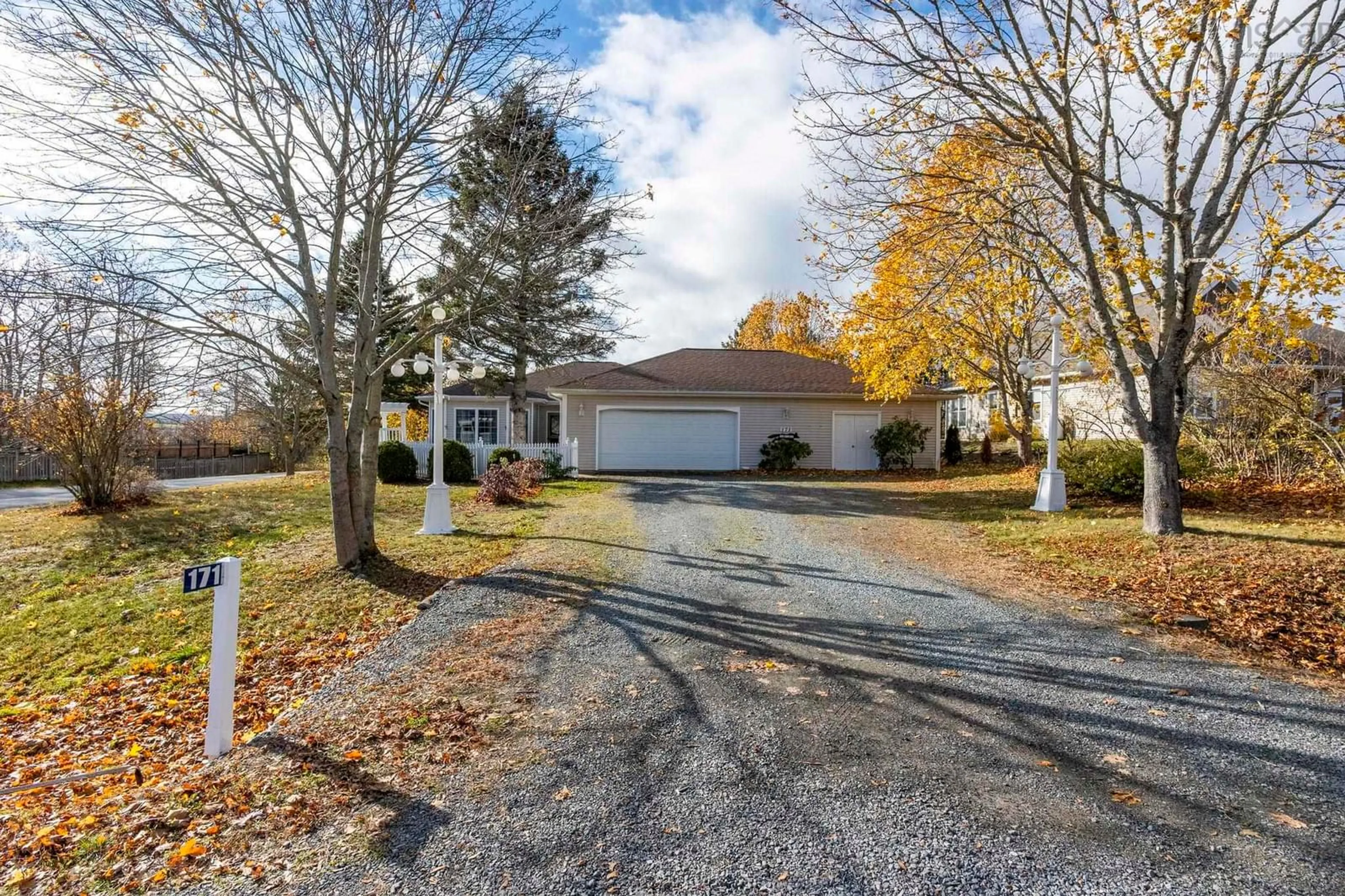 A pic from outside/outdoor area/front of a property/back of a property/a pic from drone, street for 171 Fox Hill Ave, North Kentville Nova Scotia B4N 5B4