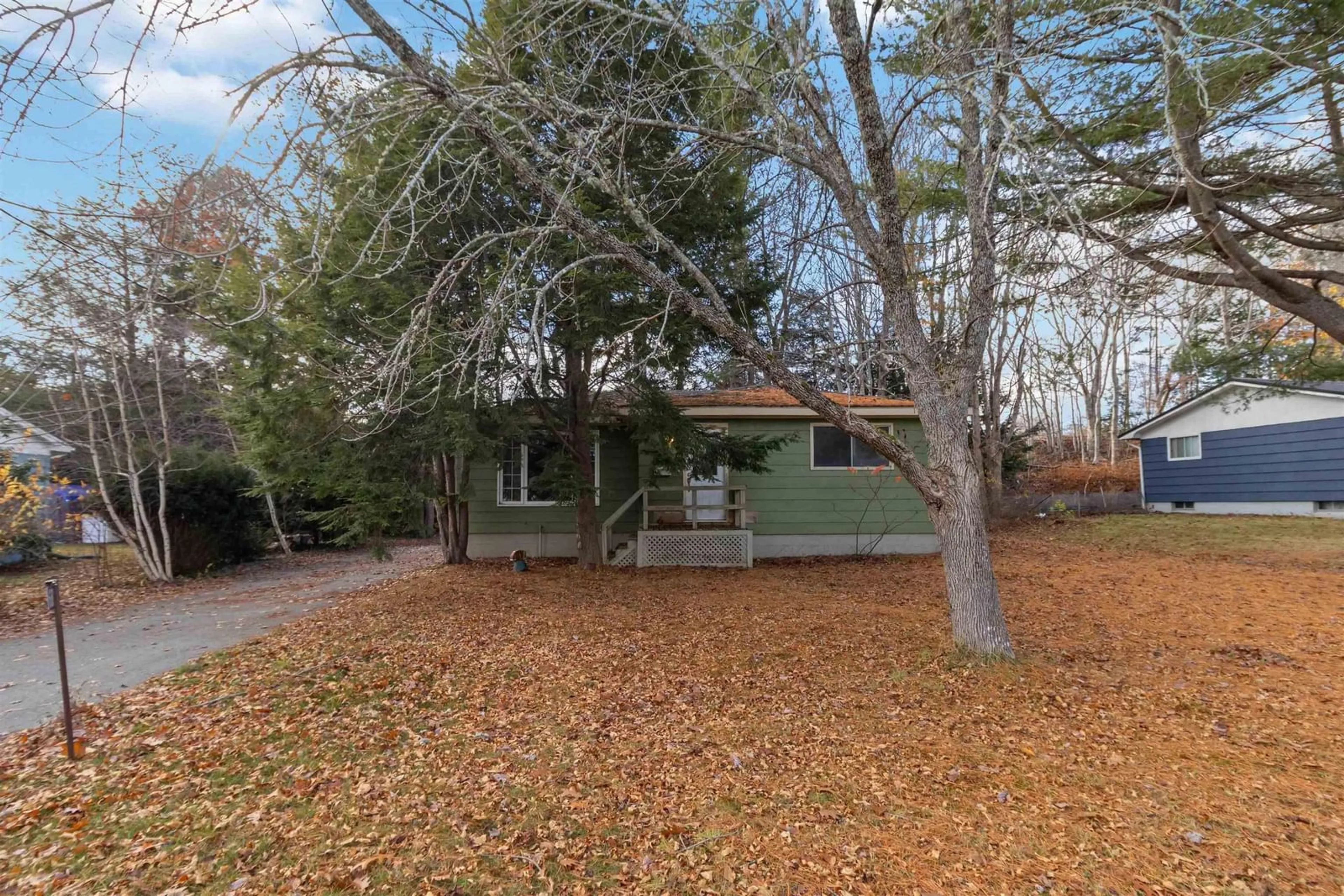 A pic from outside/outdoor area/front of a property/back of a property/a pic from drone, street for 68 Elizabeth Ave, Bridgewater Nova Scotia B4V 1M2