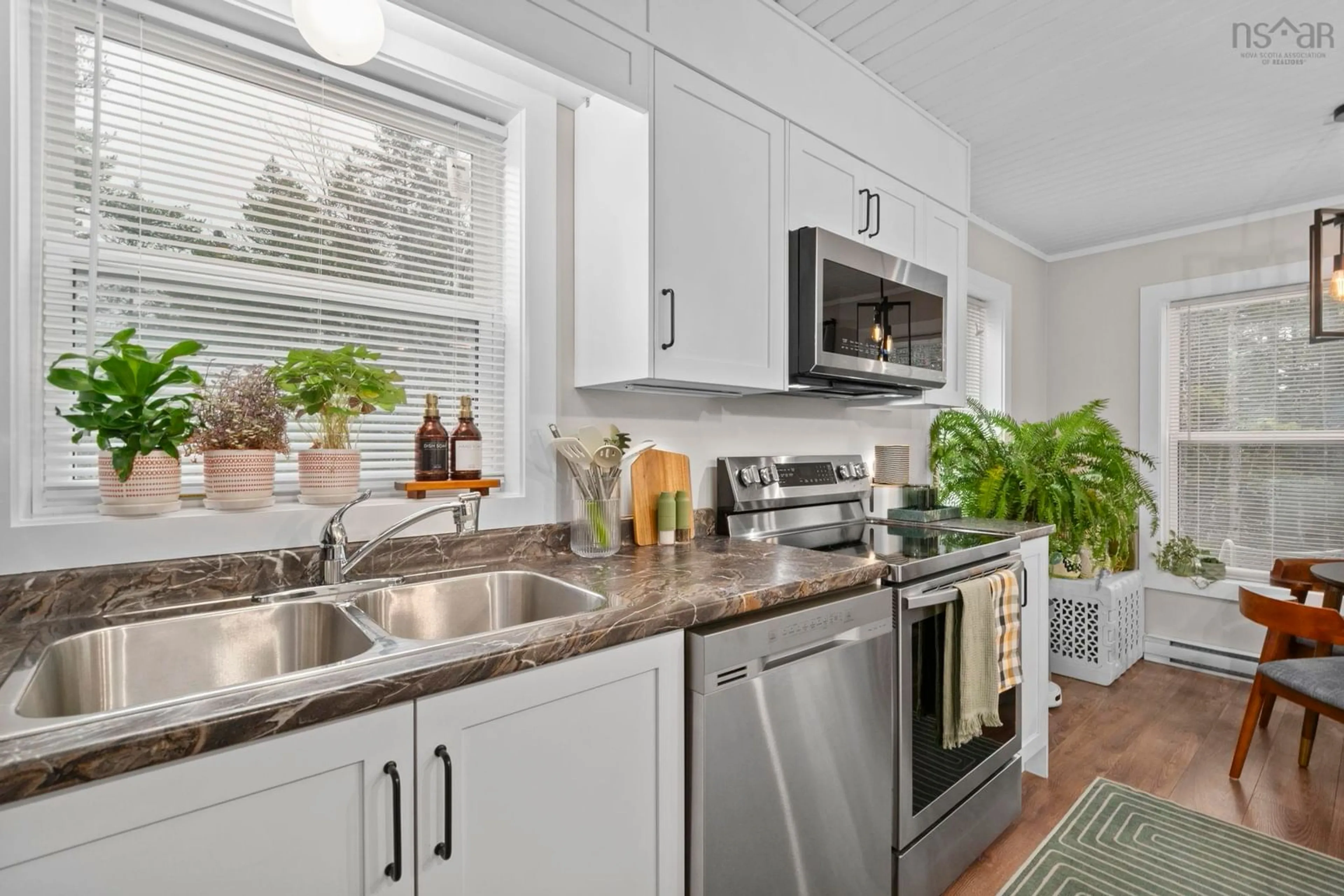 Open concept kitchen, ceramic/tile floor for 273 Meek Arm Trail, Mount Uniacke Nova Scotia B0N 1Z0