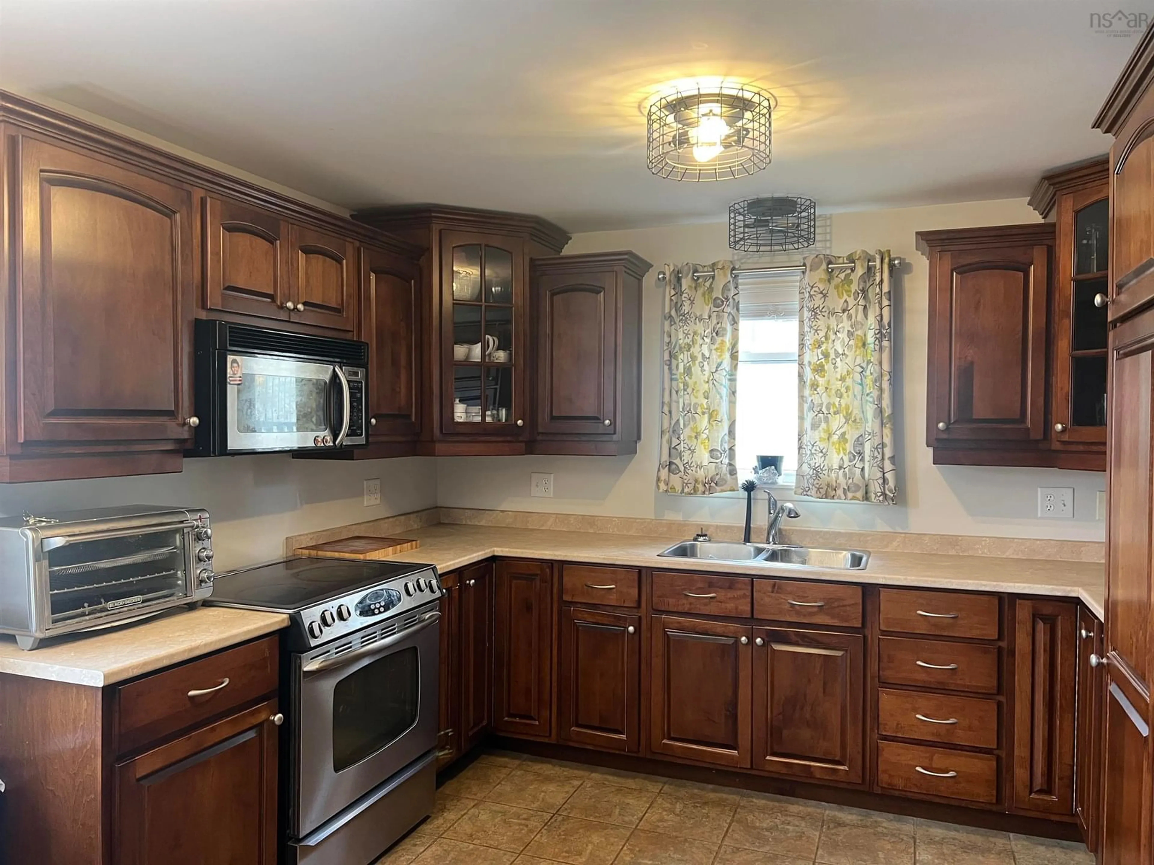 Standard kitchen, unknown for 199 King St, Truro Nova Scotia B2N 3L3