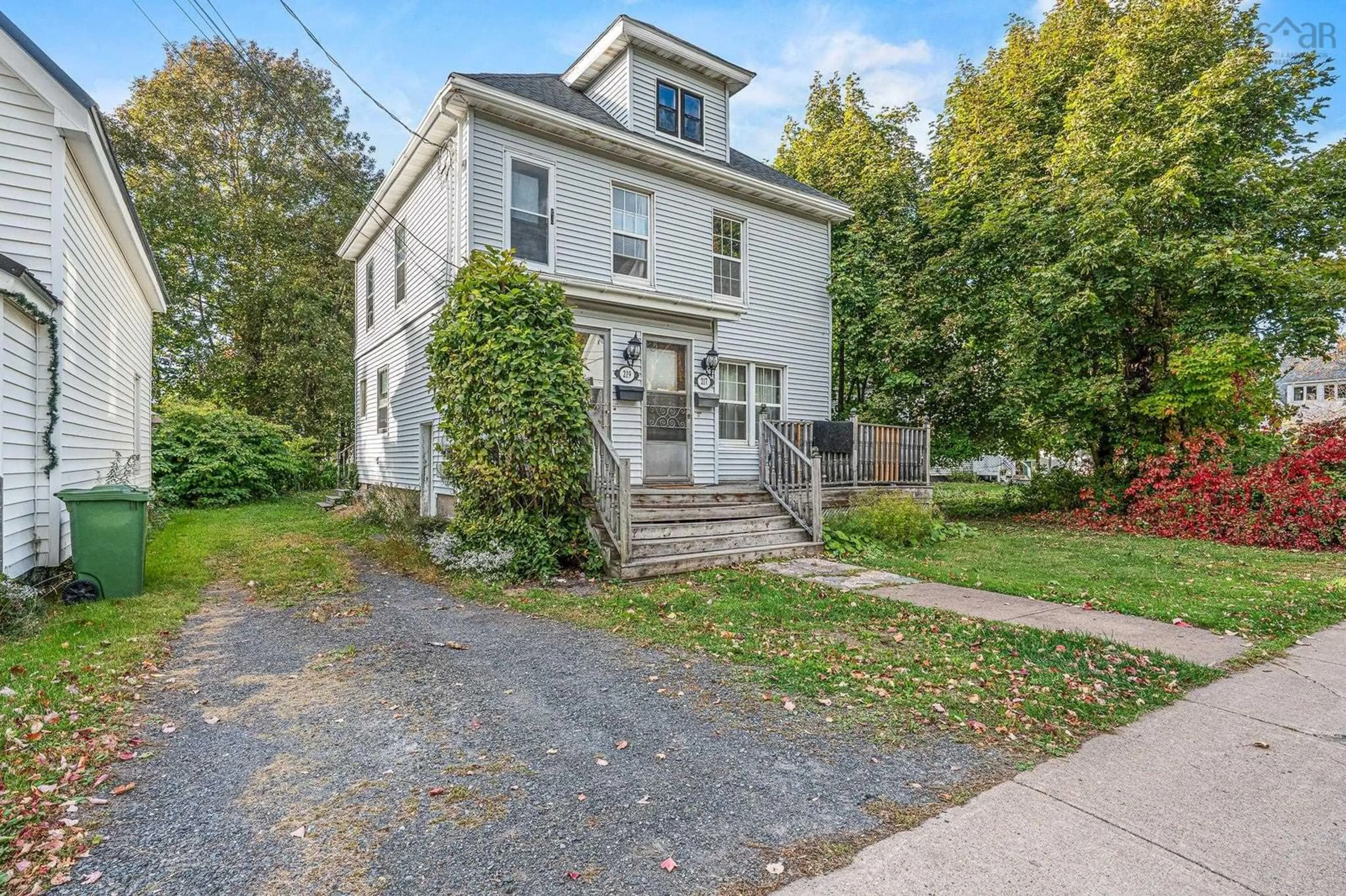 Unknown for 217-219 Albert St, New Glasgow Nova Scotia B2H 3V6