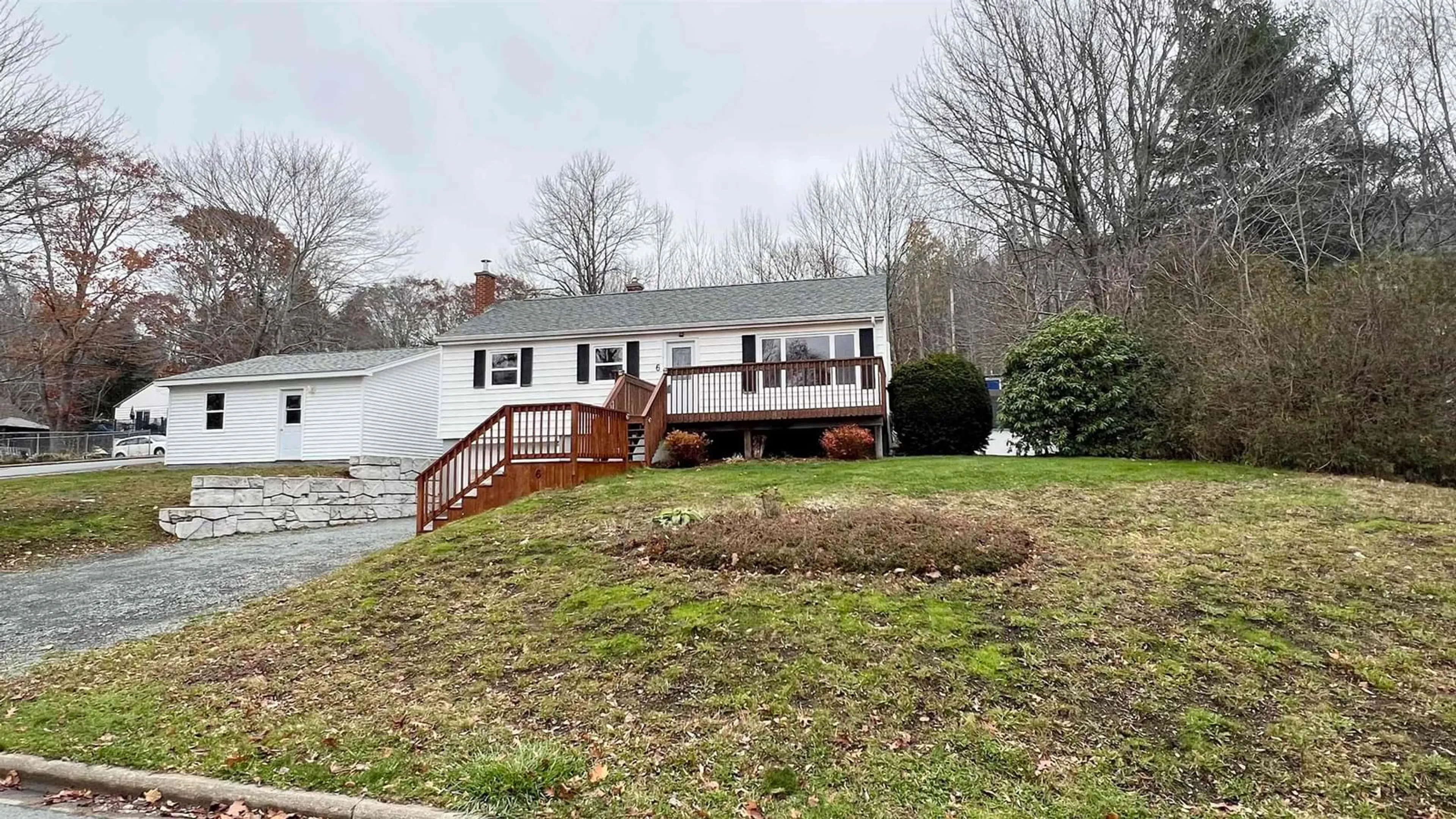 A pic from outside/outdoor area/front of a property/back of a property/a pic from drone, street for 6 Pembrooke St, Waverley Nova Scotia B2R 1L6