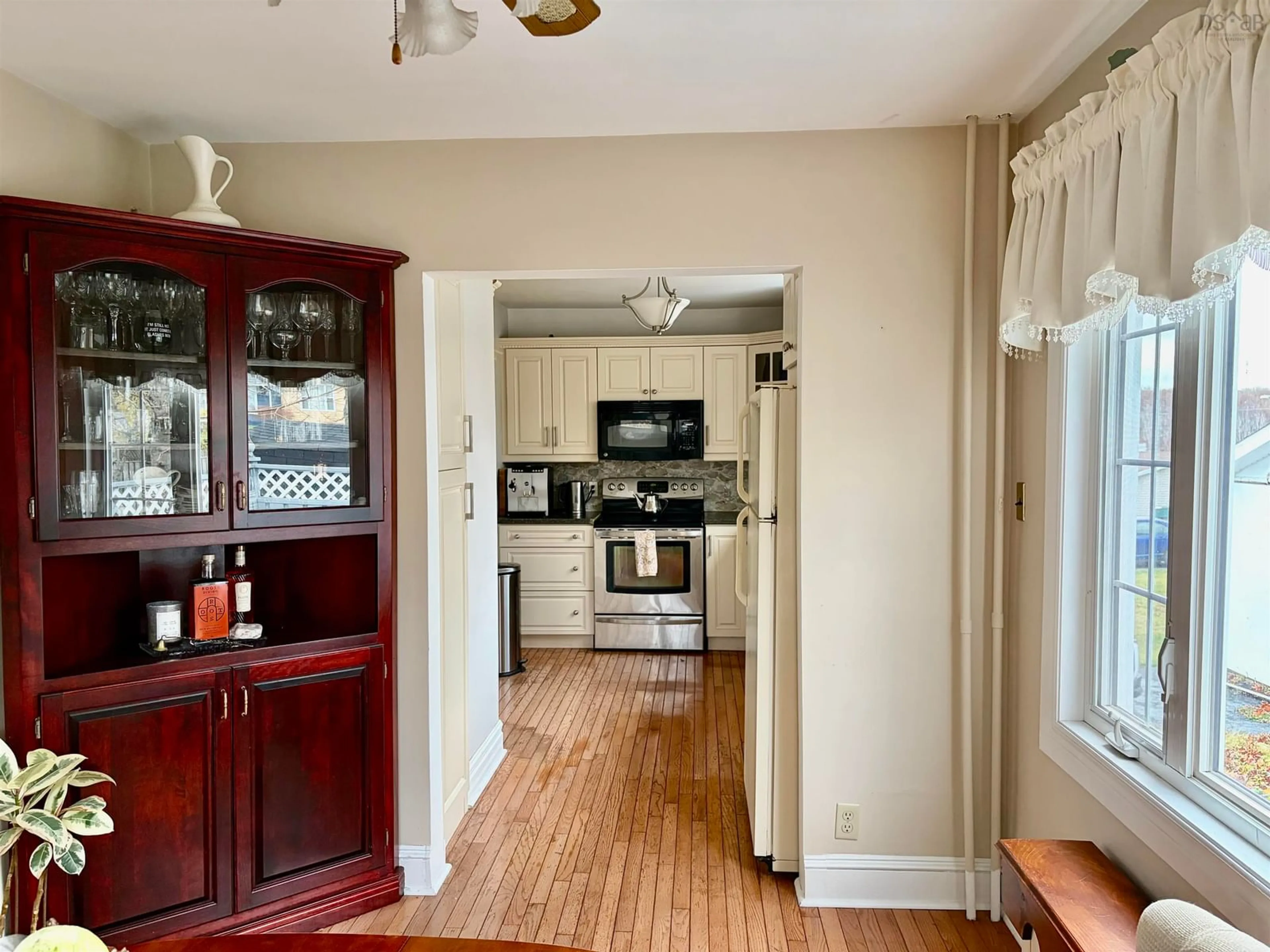 Unknown for 800 Shore Rd, Sydney Mines Nova Scotia B1V 1A5