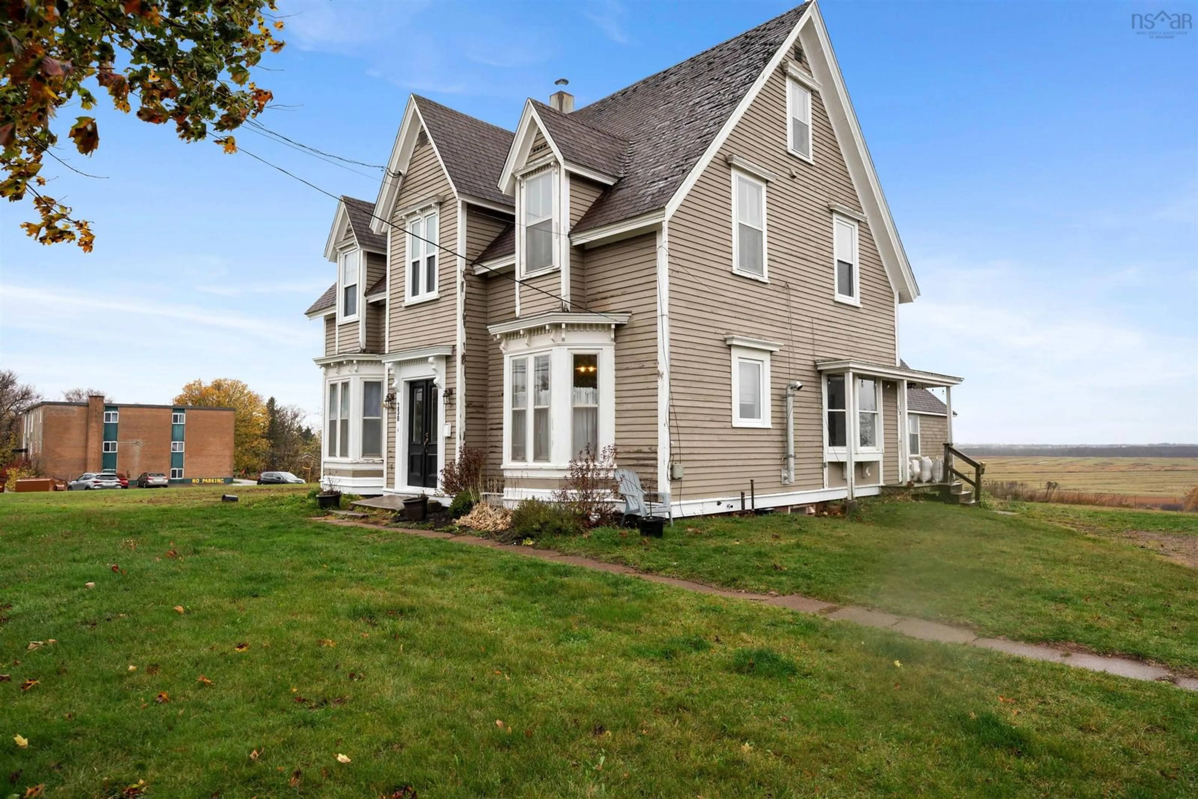 Home with vinyl exterior material, unknown for 230 Victoria St, Amherst Nova Scotia B4H 1Y9